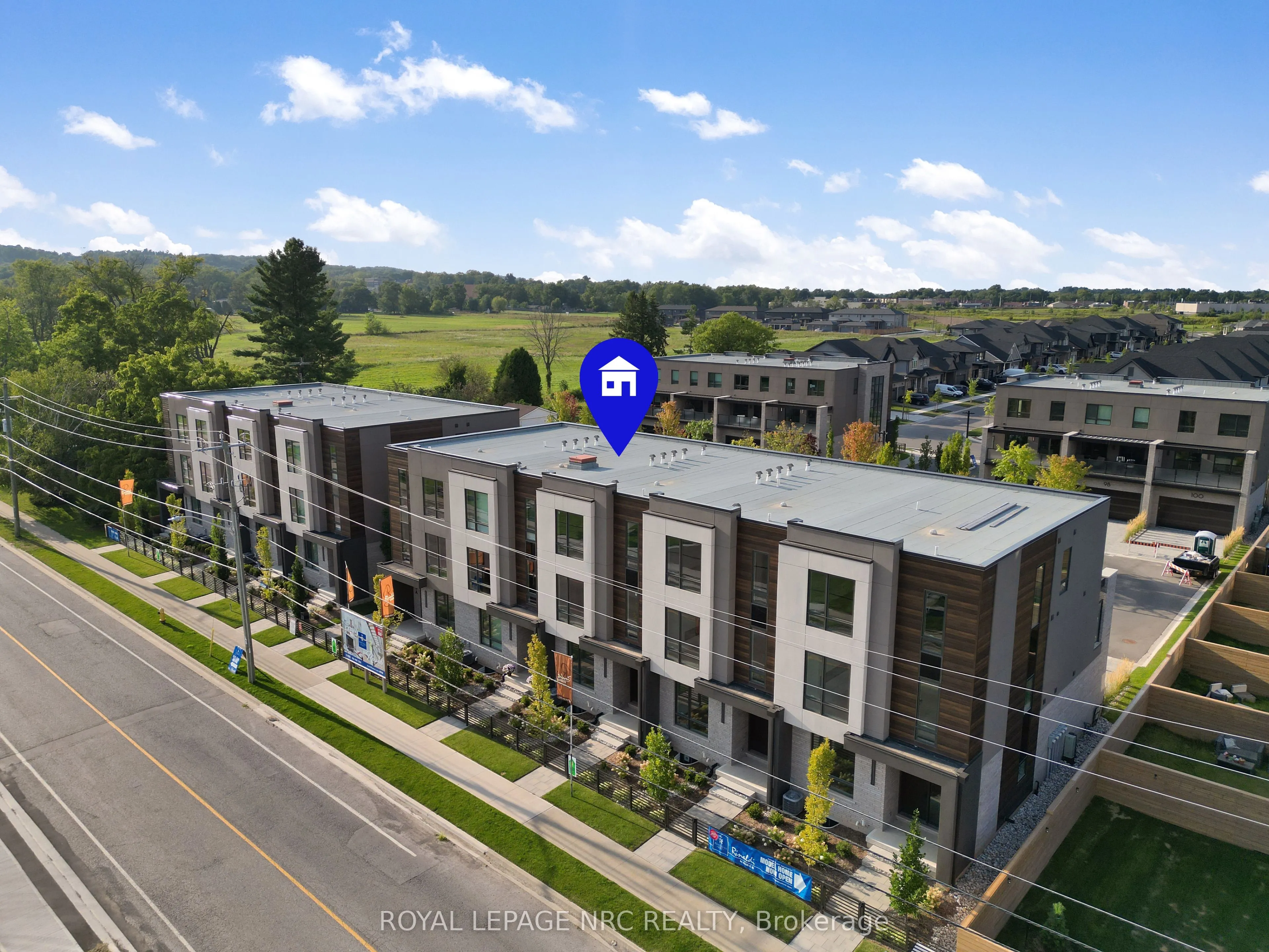 153E Port Robinson Road, #10