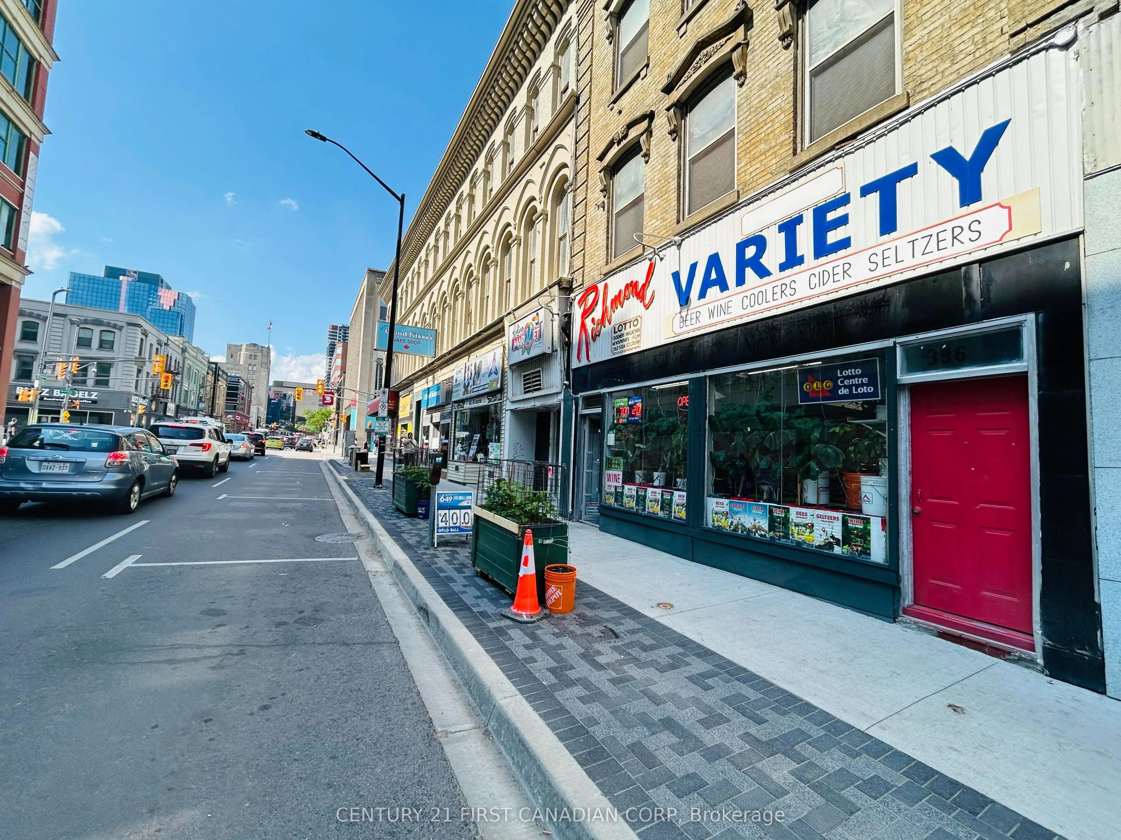 396 Richmond Street