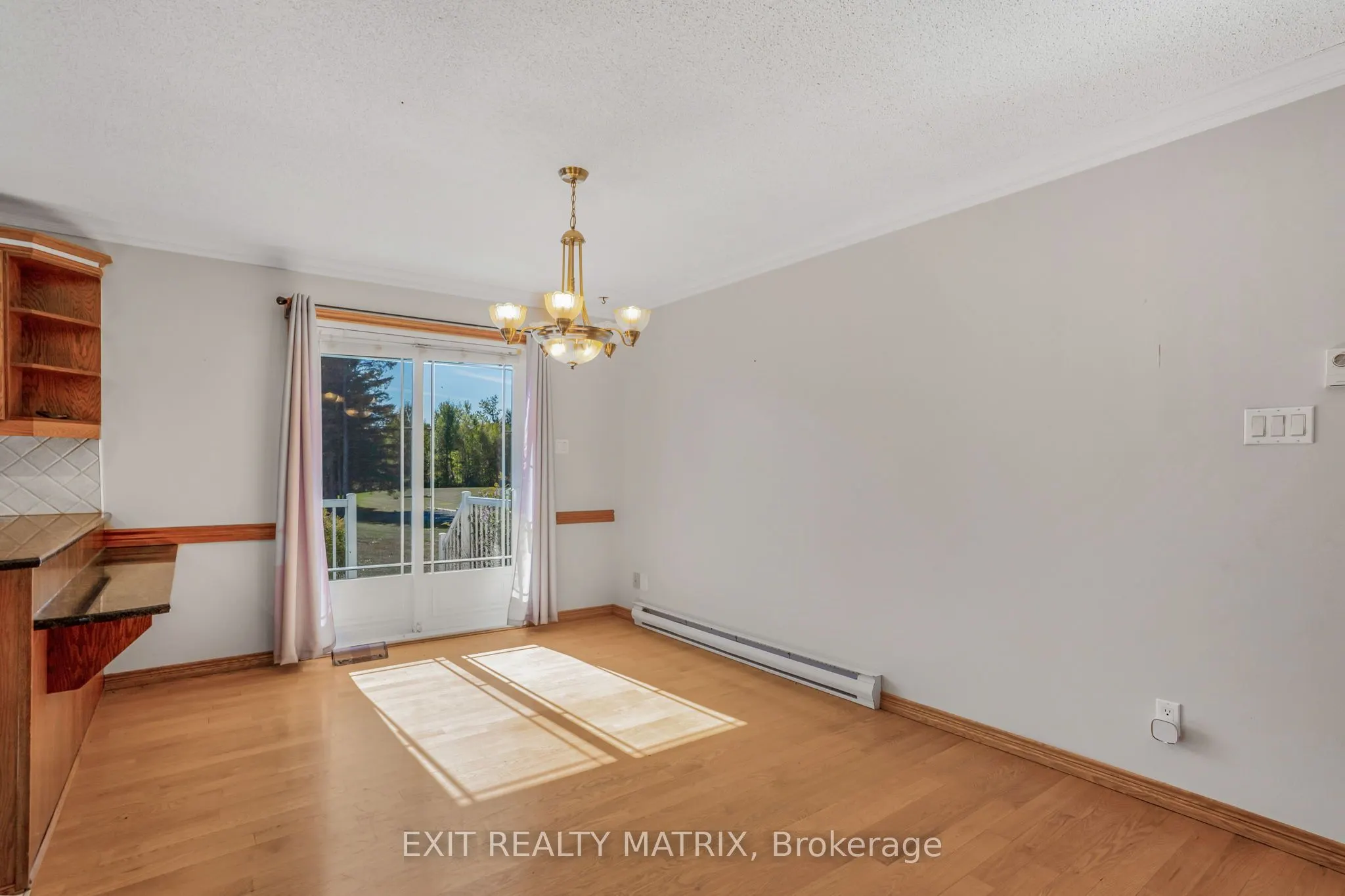 1582 Sandy Hill Road