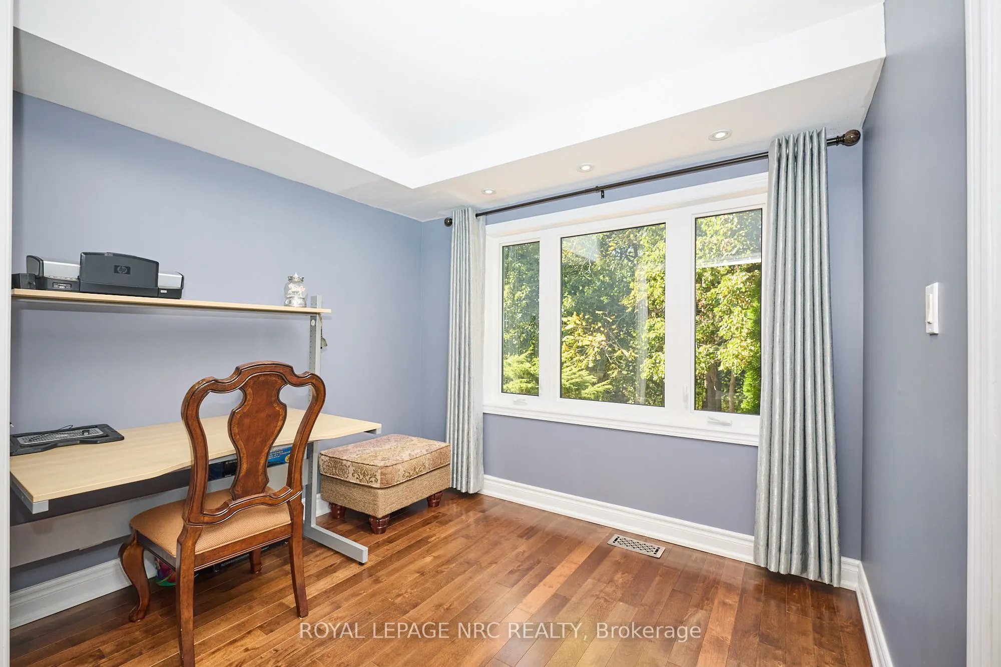 7 Woodmount Drive