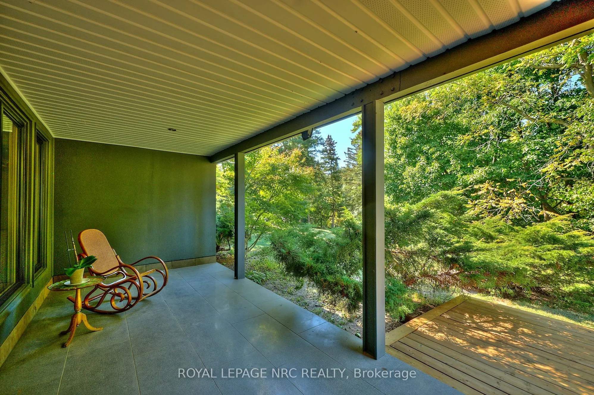 7 Woodmount Drive