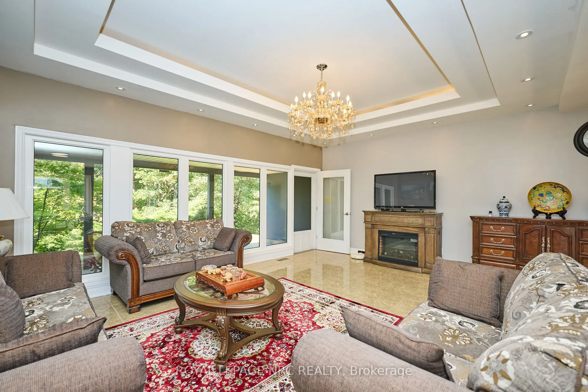 7 Woodmount Drive