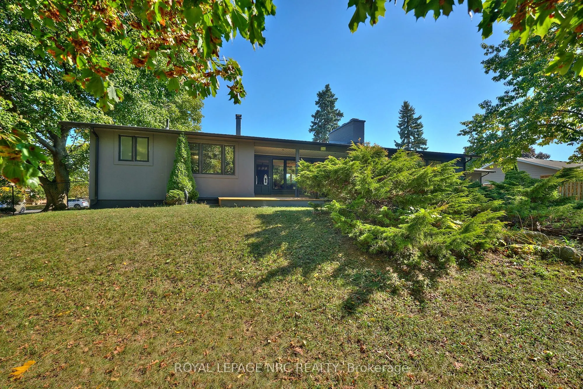 7 Woodmount Drive