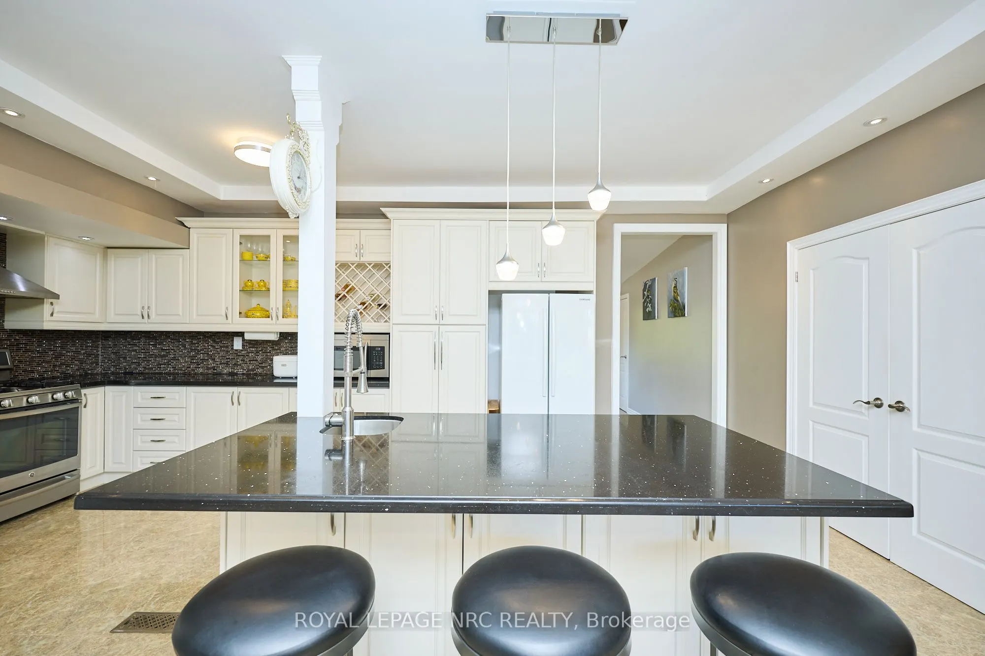 7 Woodmount Drive