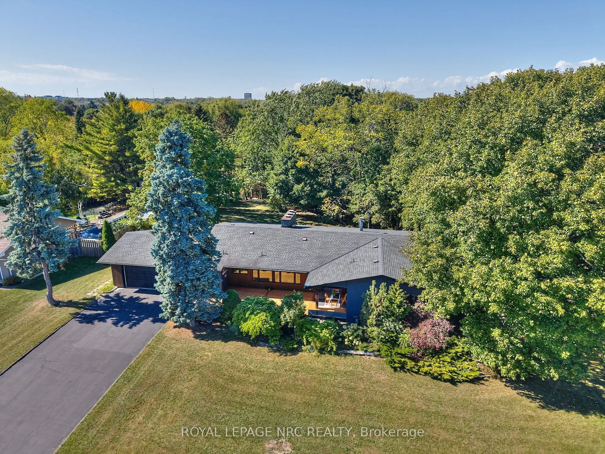 7 Woodmount Drive