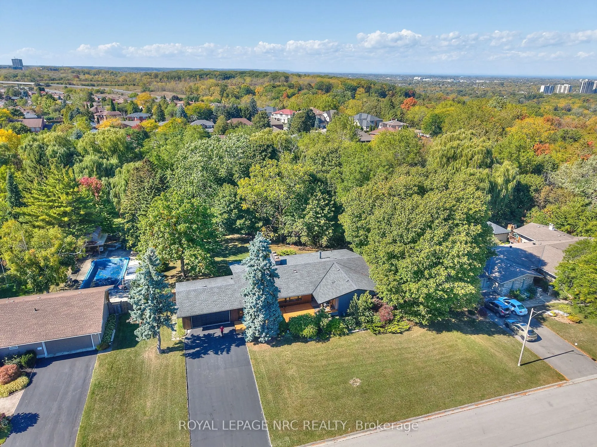 7 Woodmount Drive