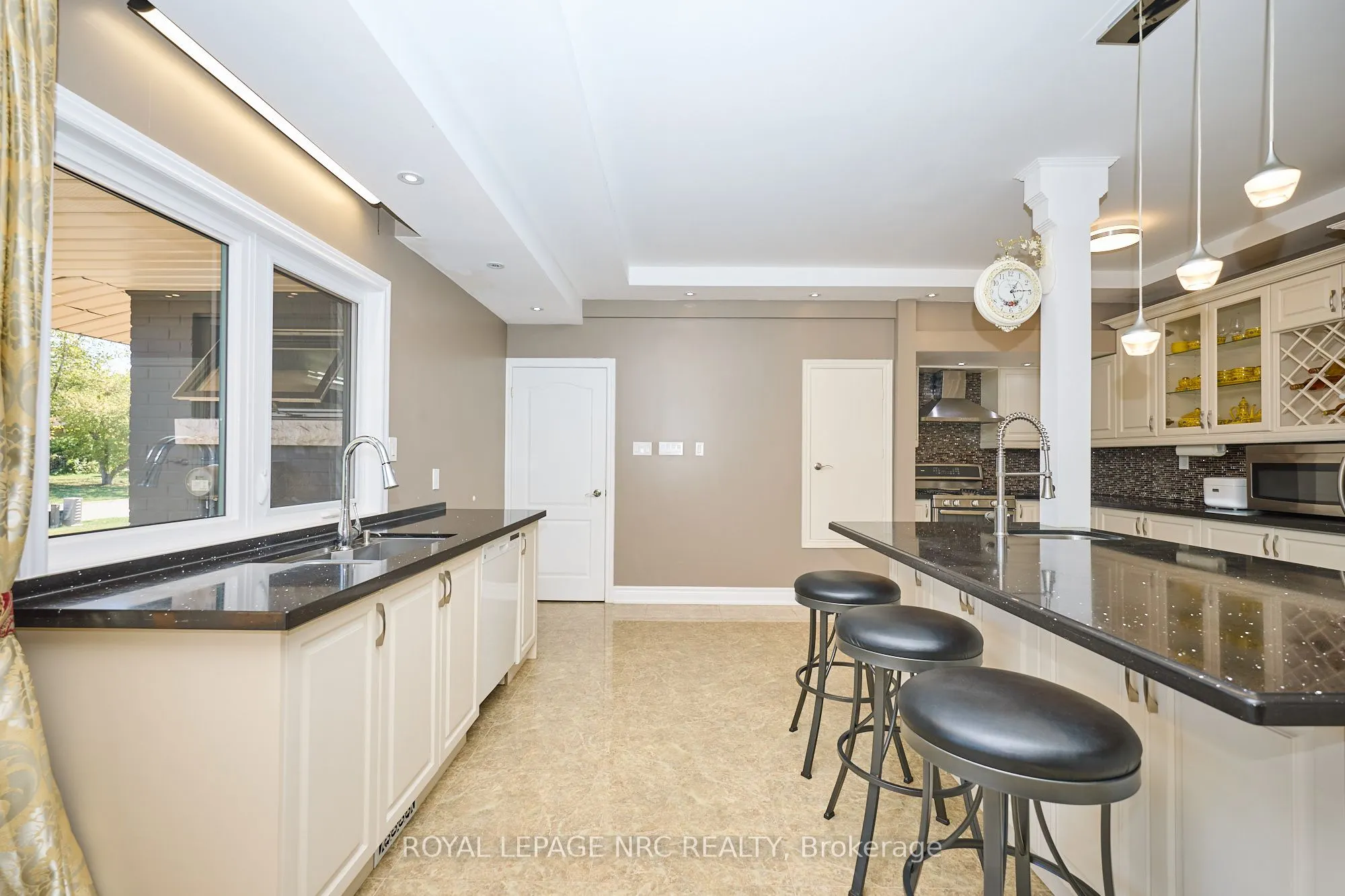 7 Woodmount Drive