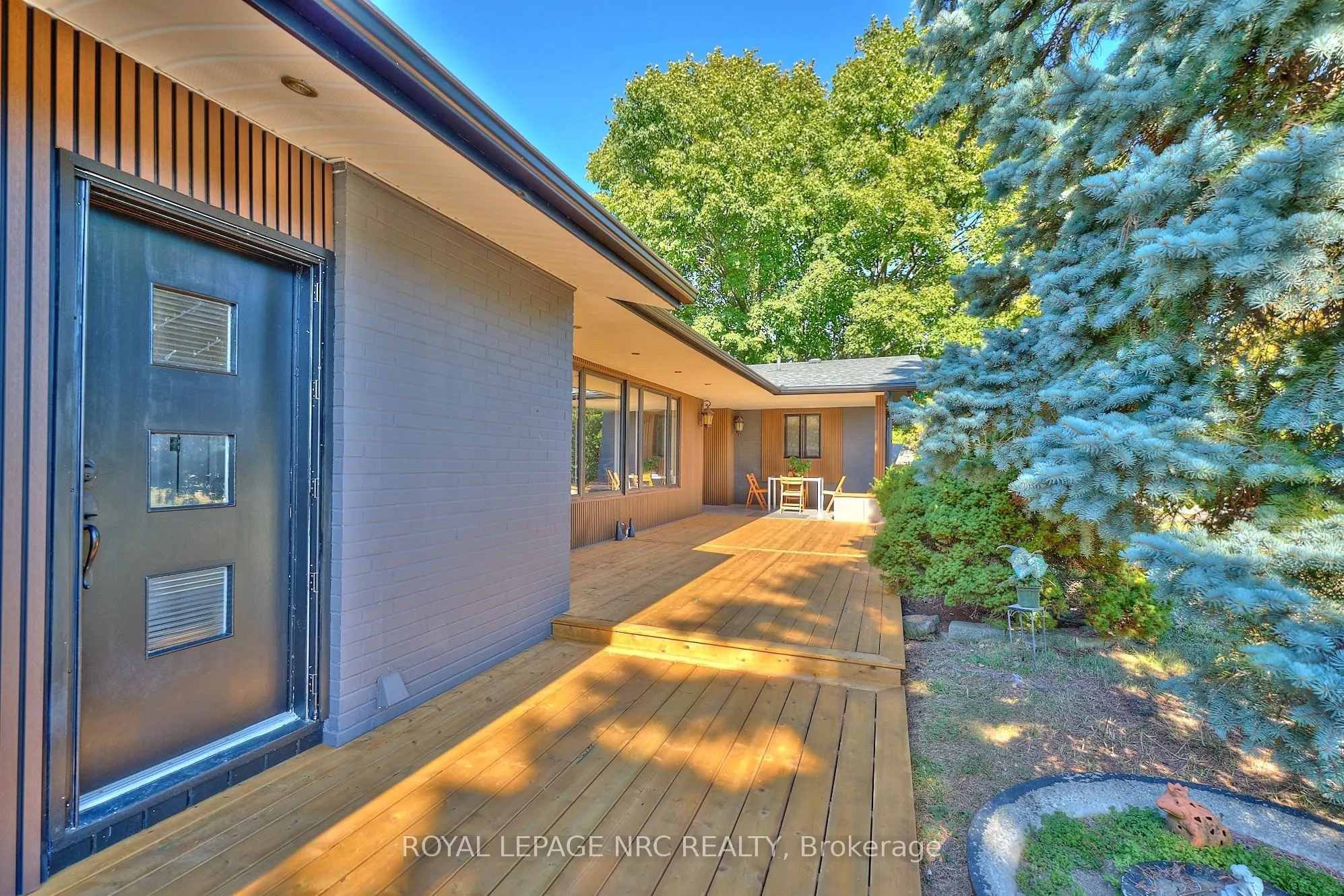 7 Woodmount Drive