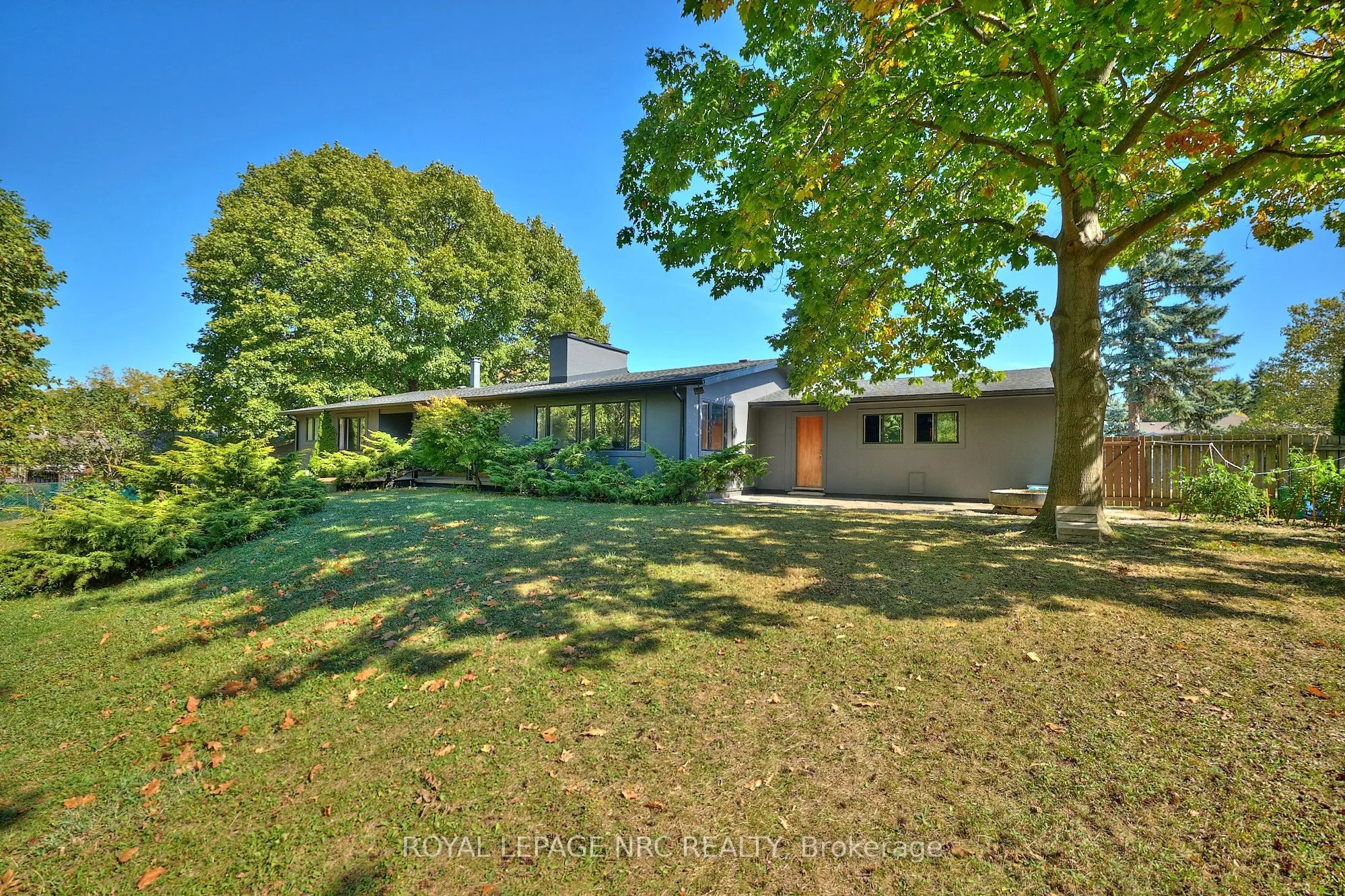 7 Woodmount Drive