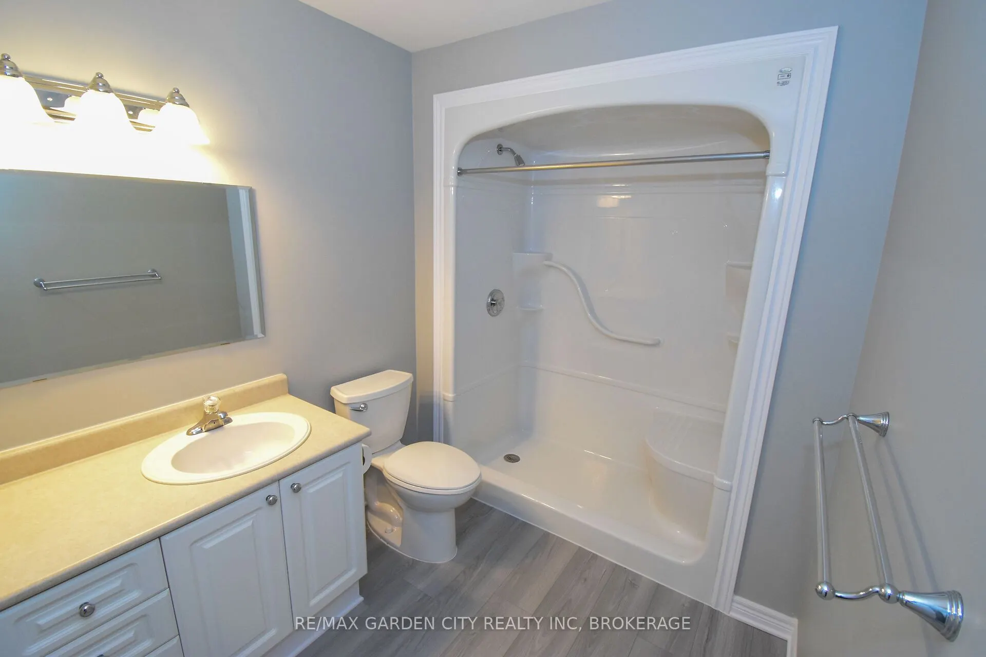 162 FIRST Street, #11