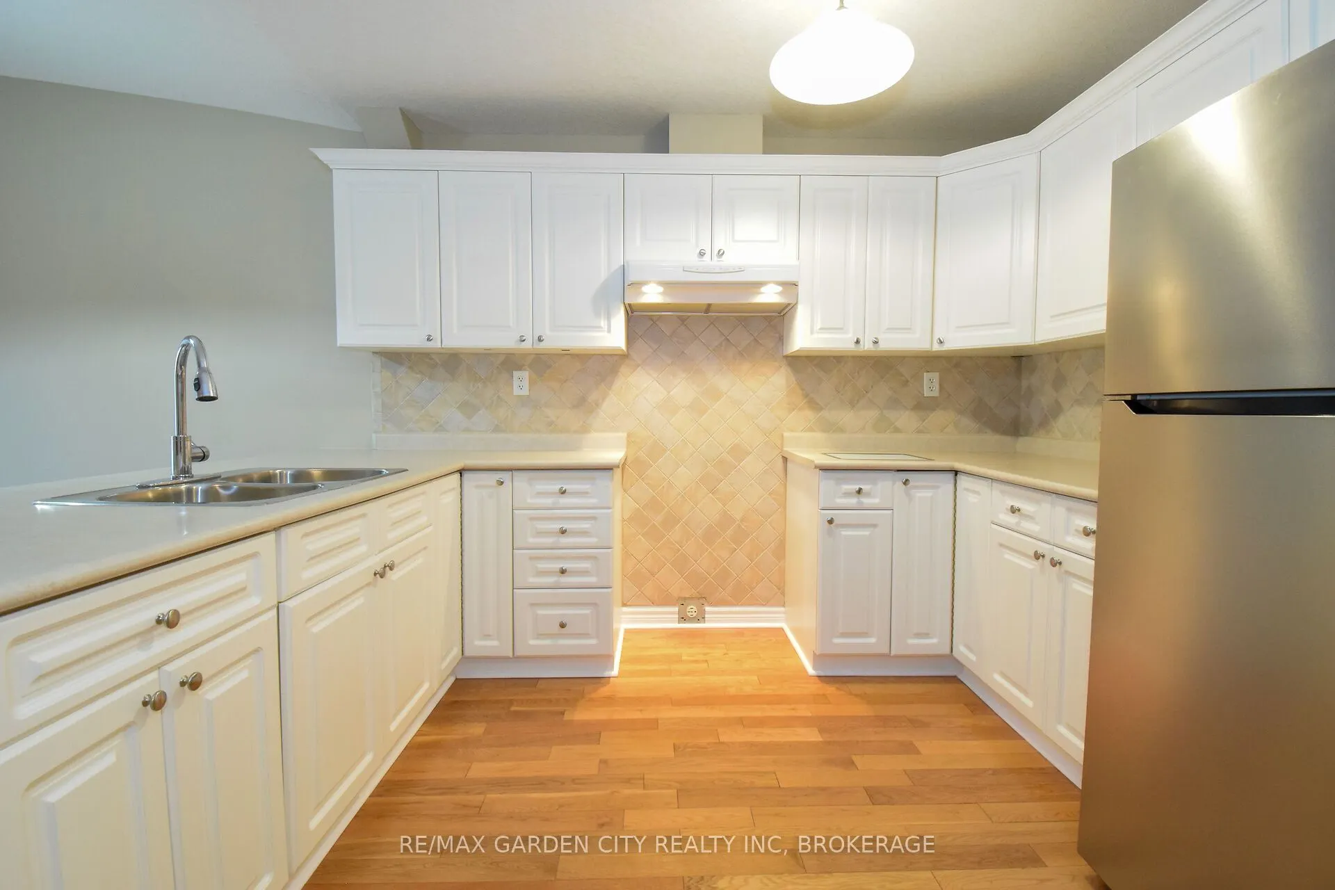 162 FIRST Street, #11