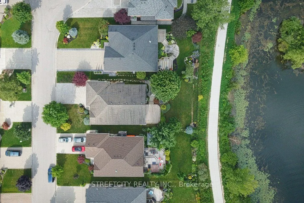21 Beechwood Circle