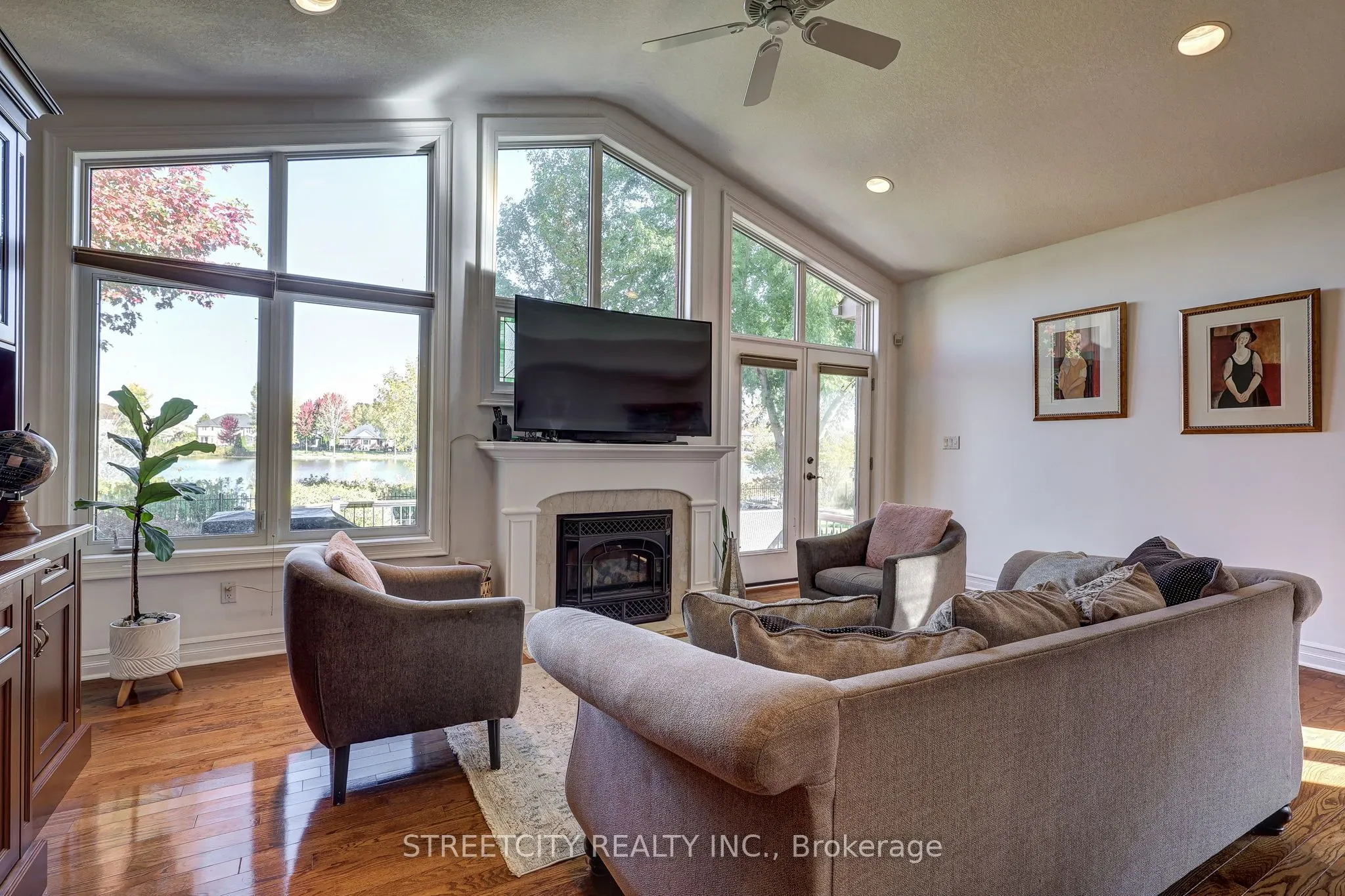 21 Beechwood Circle