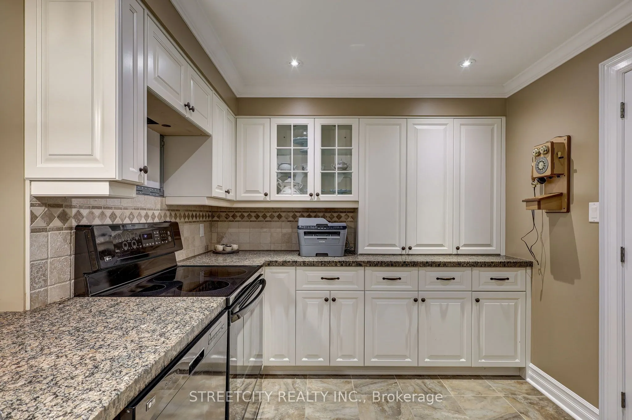 21 Beechwood Circle
