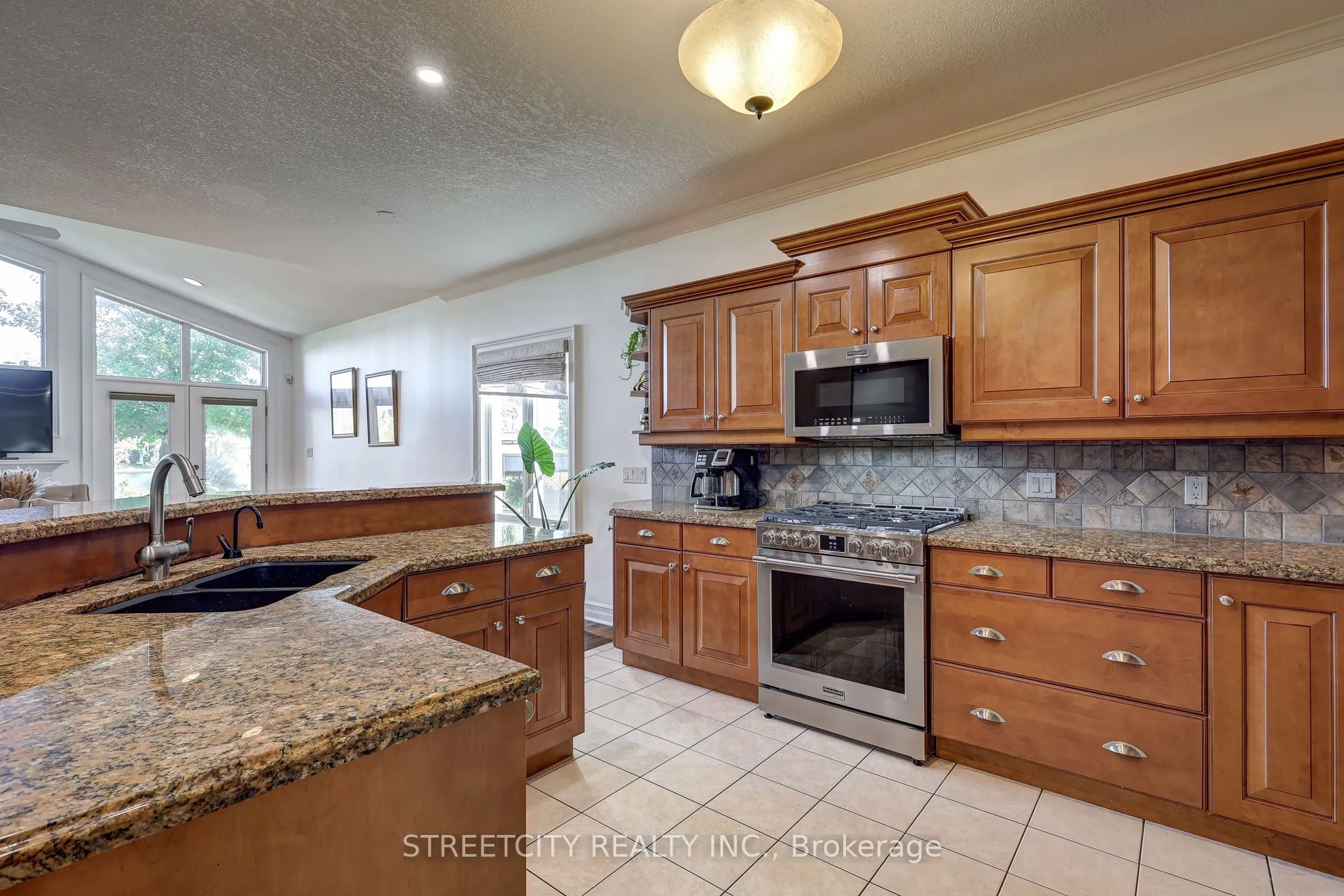 21 Beechwood Circle
