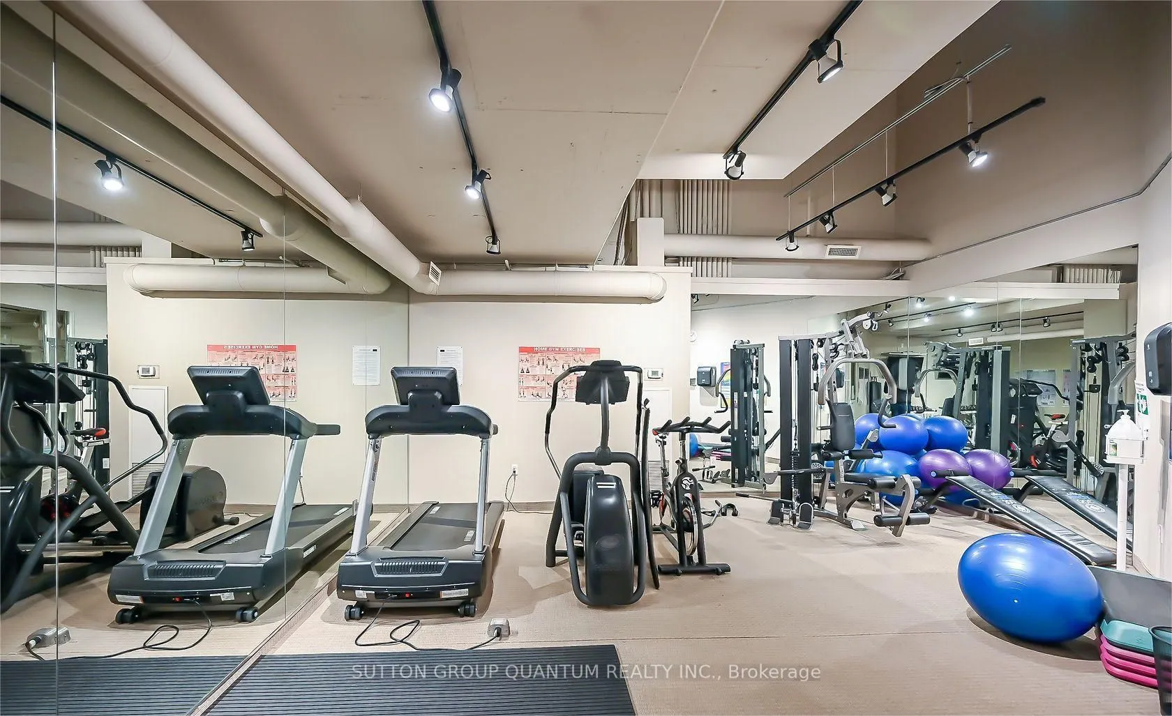 66 Bay Street S, #307