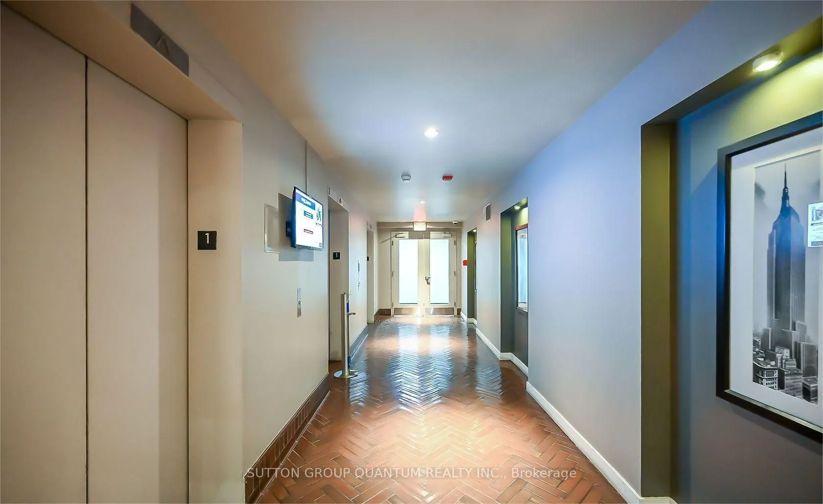 66 Bay Street S, #307