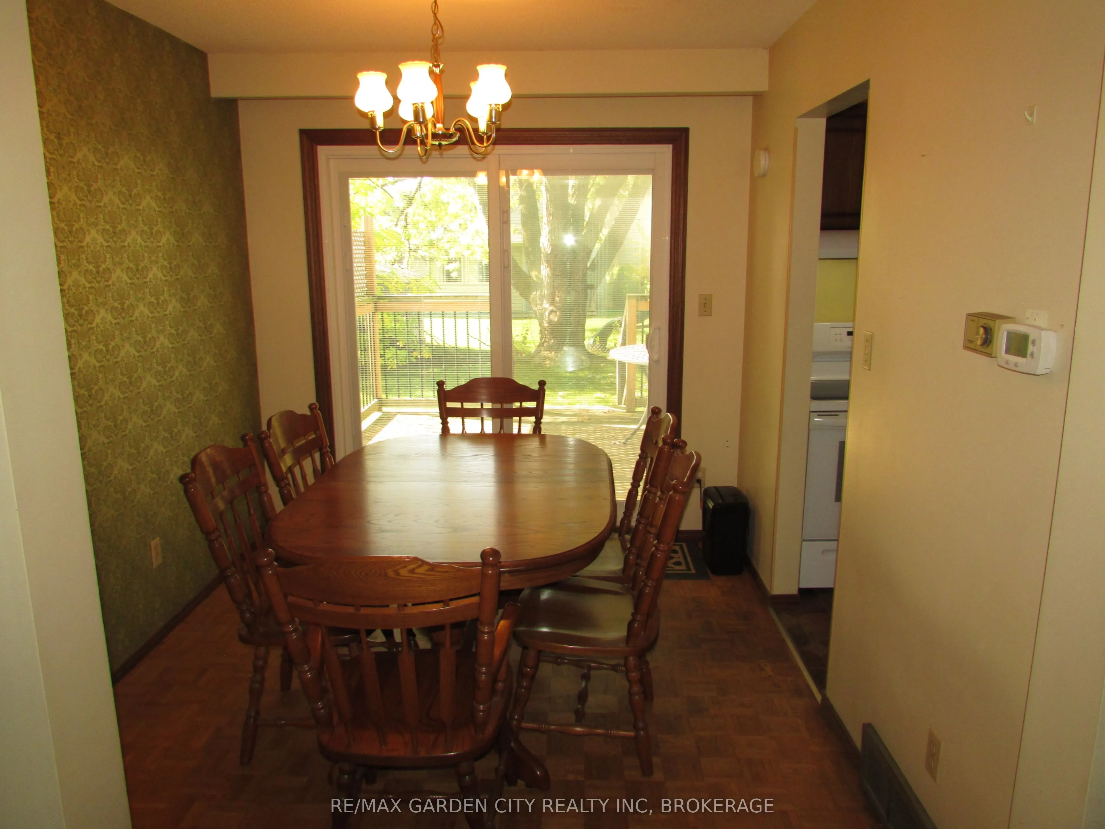 32 Greystone Crescent