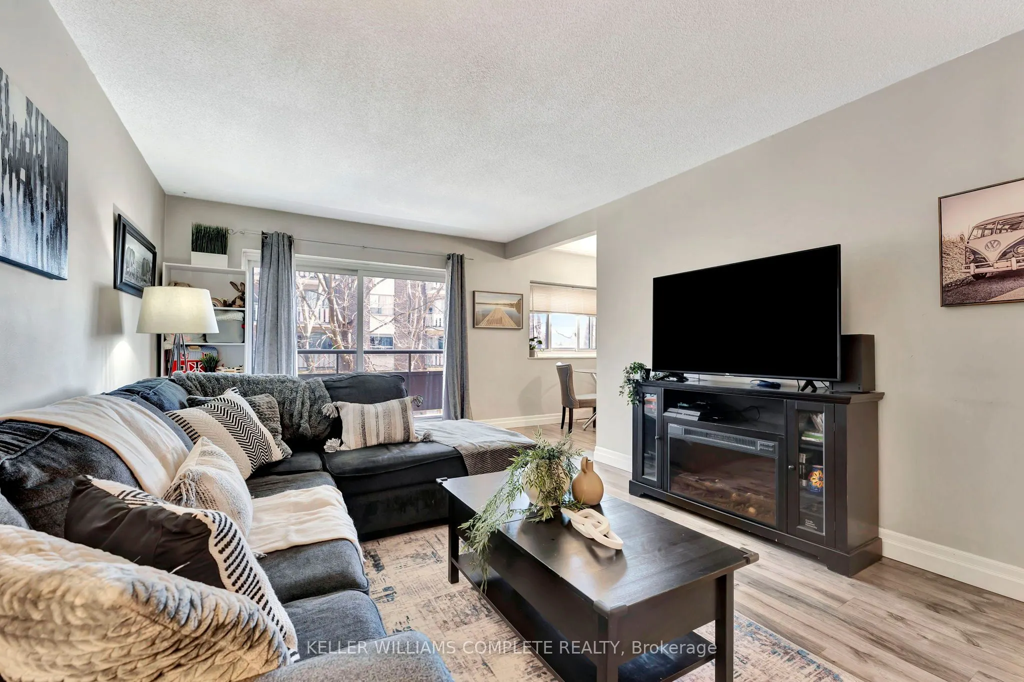 11 Woodman Drive S, #307