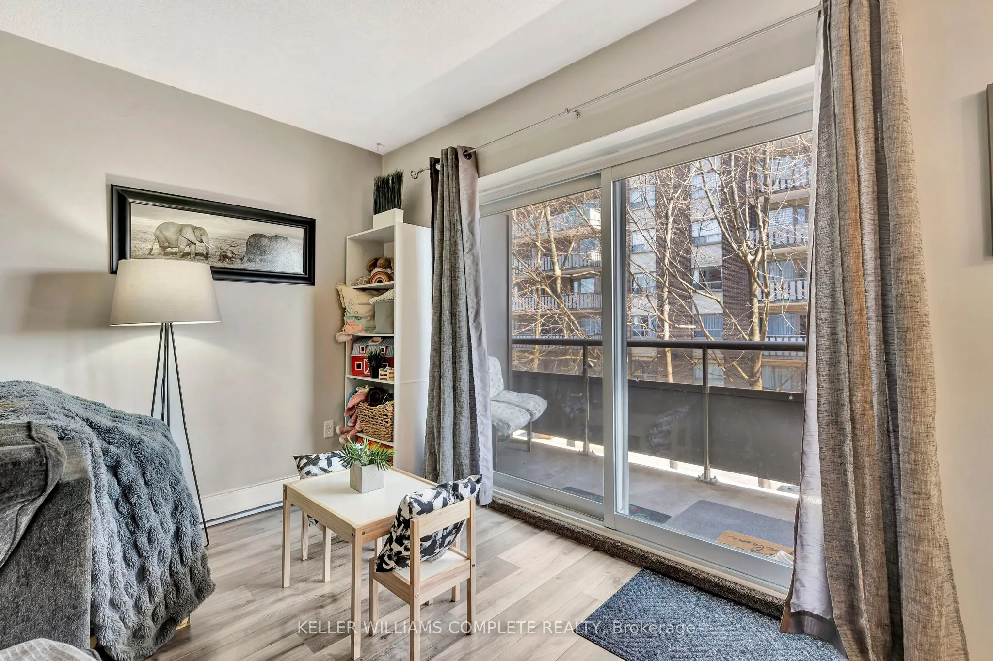 11 Woodman Drive S, #307