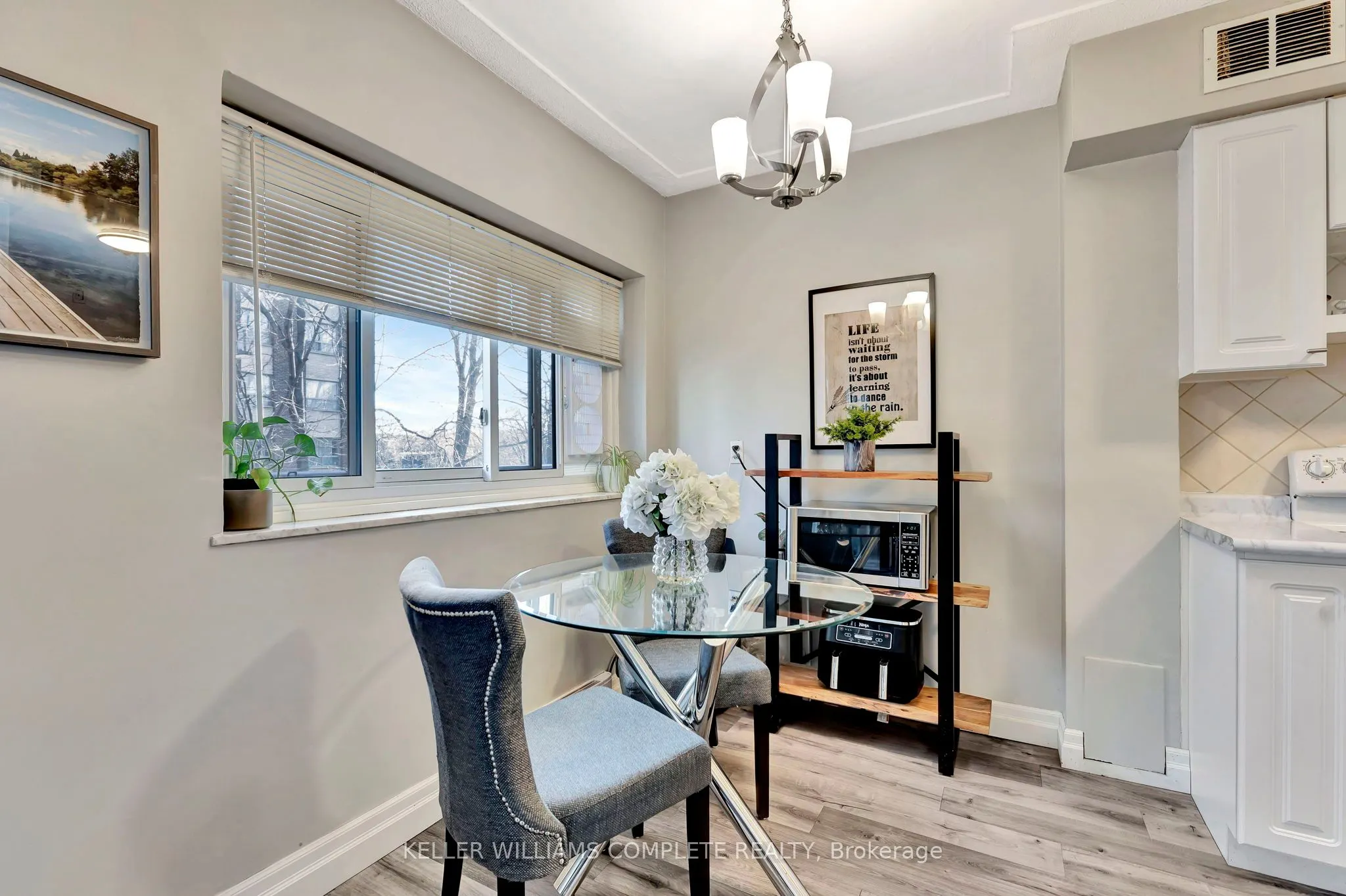 11 Woodman Drive S, #307