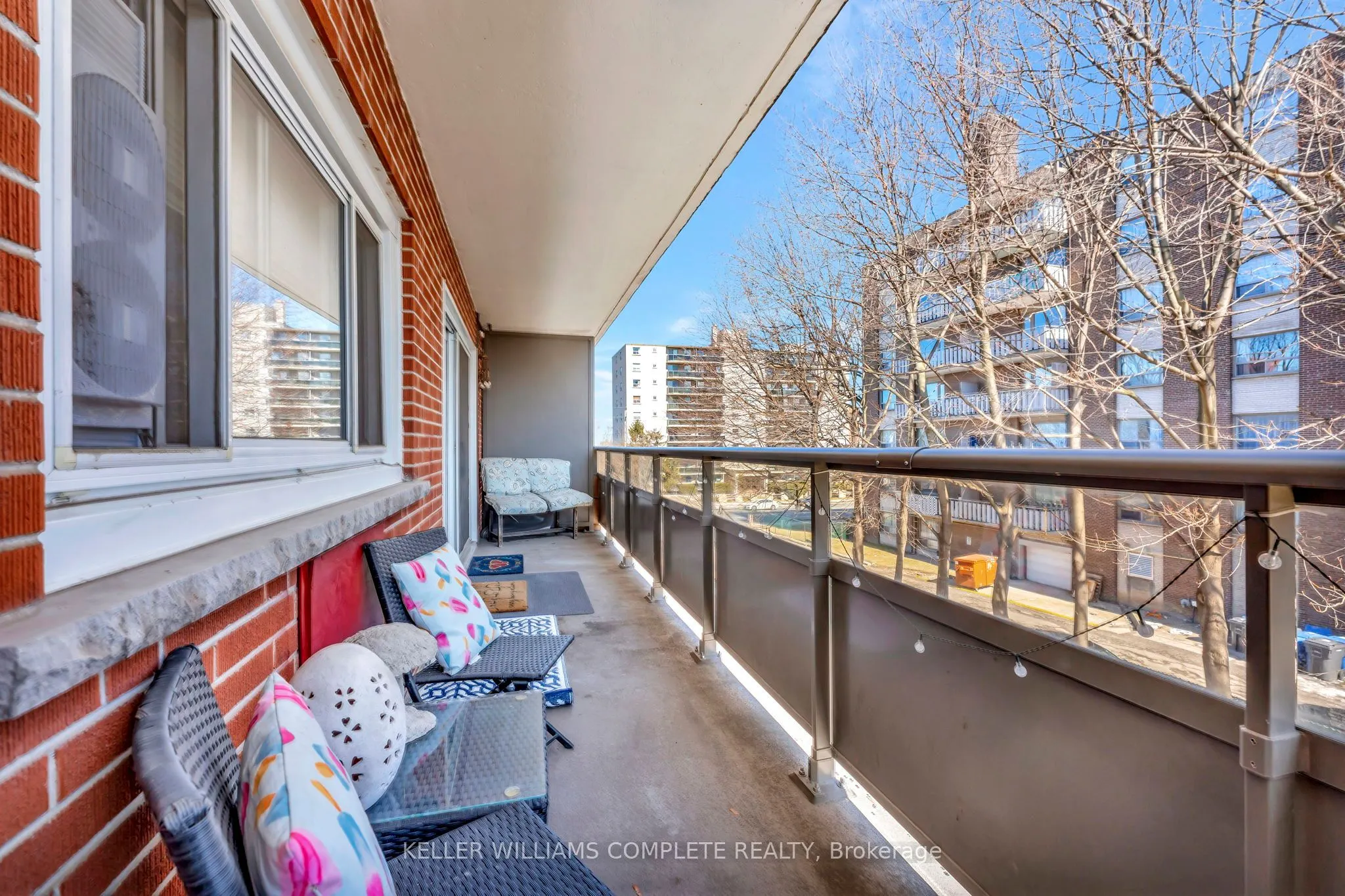 11 Woodman Drive S, #307
