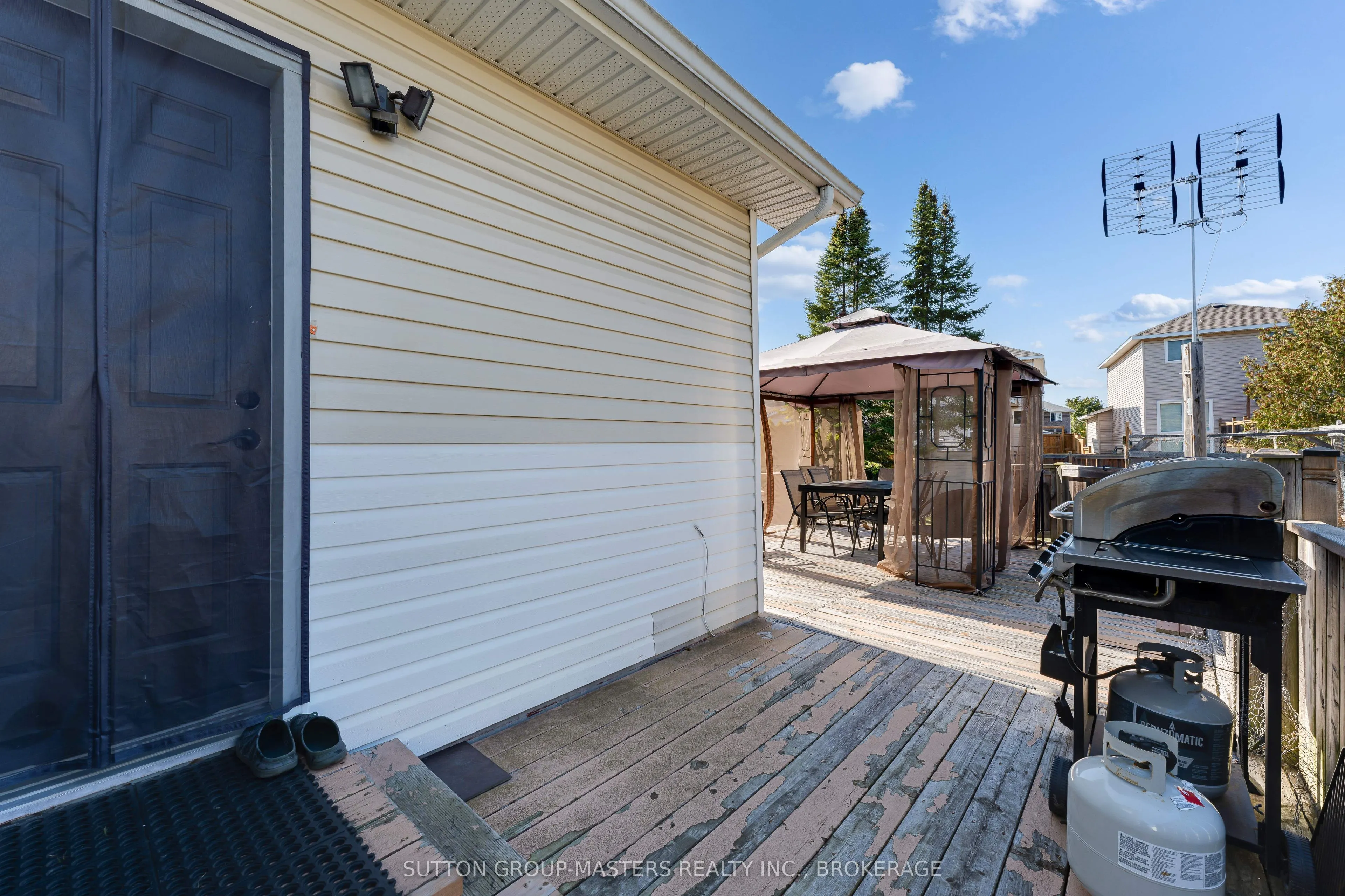 1396 Thornwood Crescent