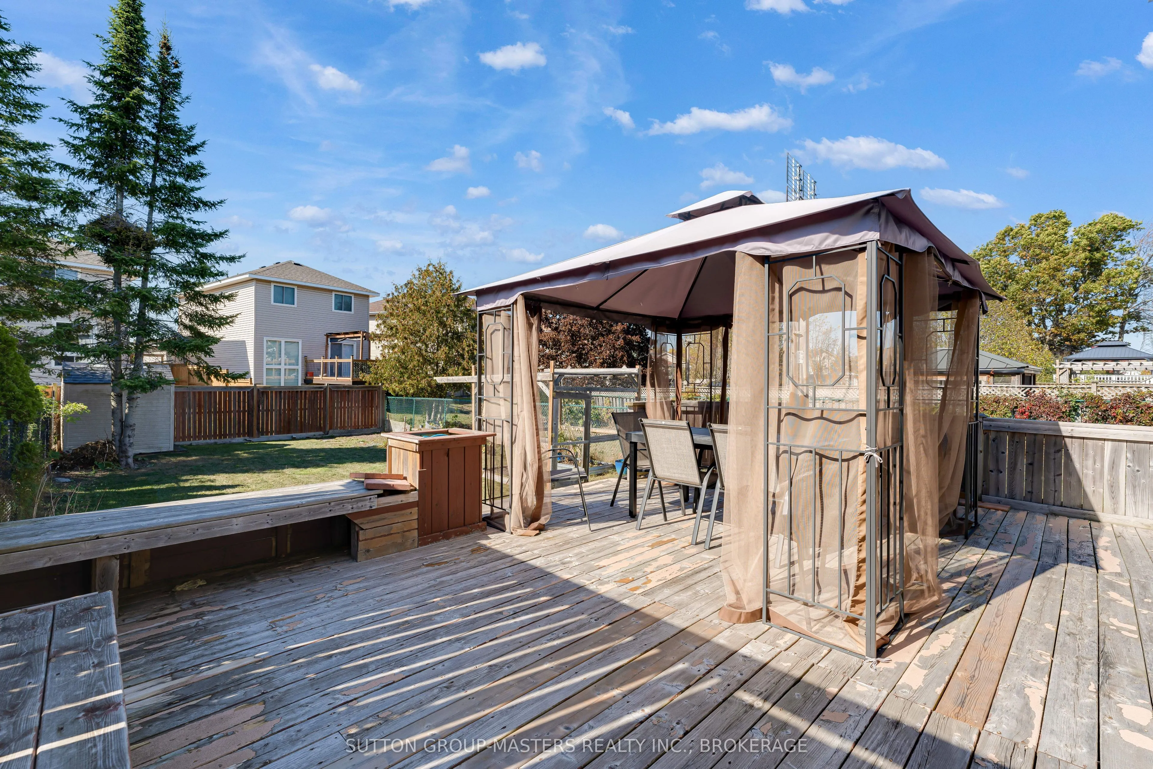 1396 Thornwood Crescent