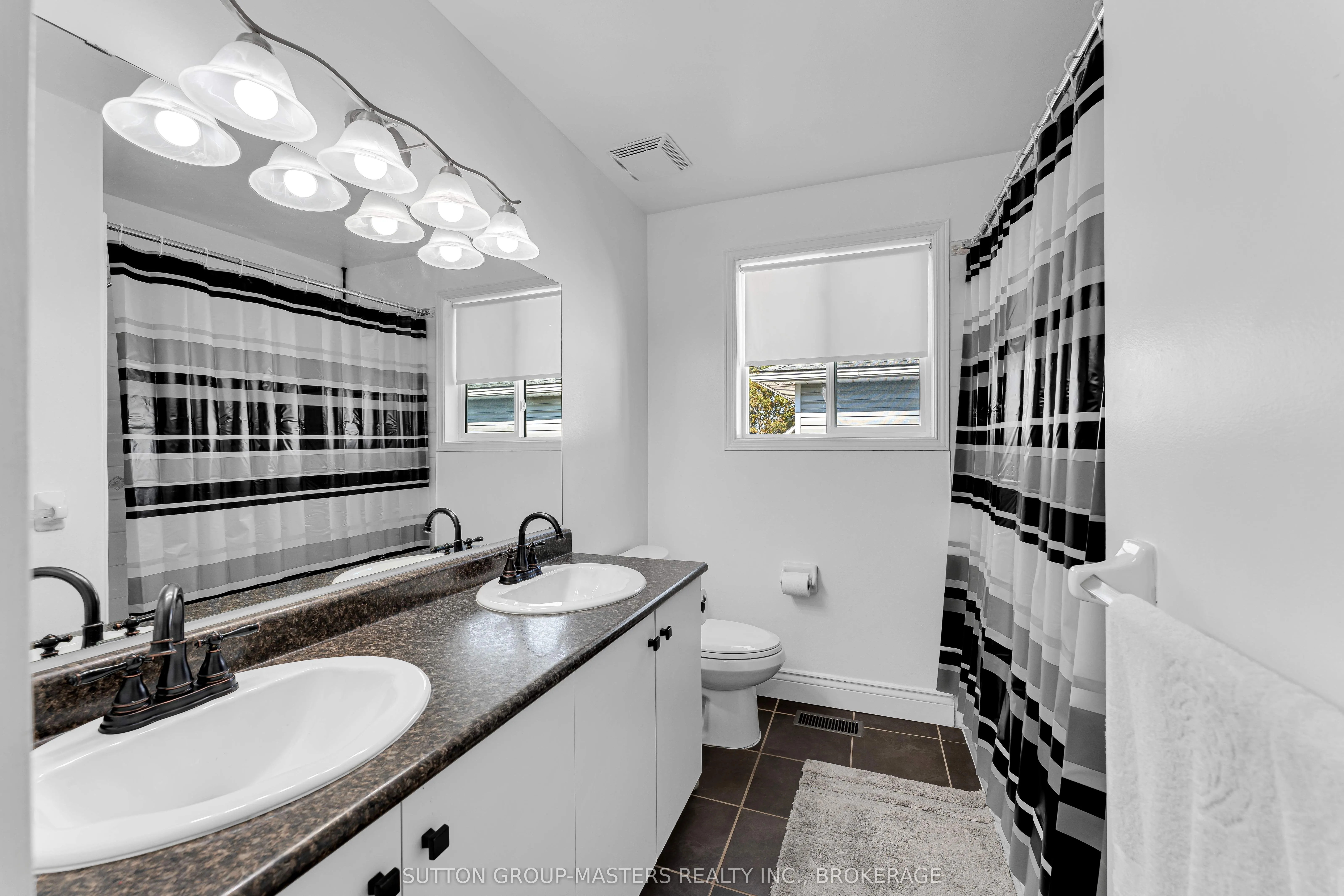1396 Thornwood Crescent