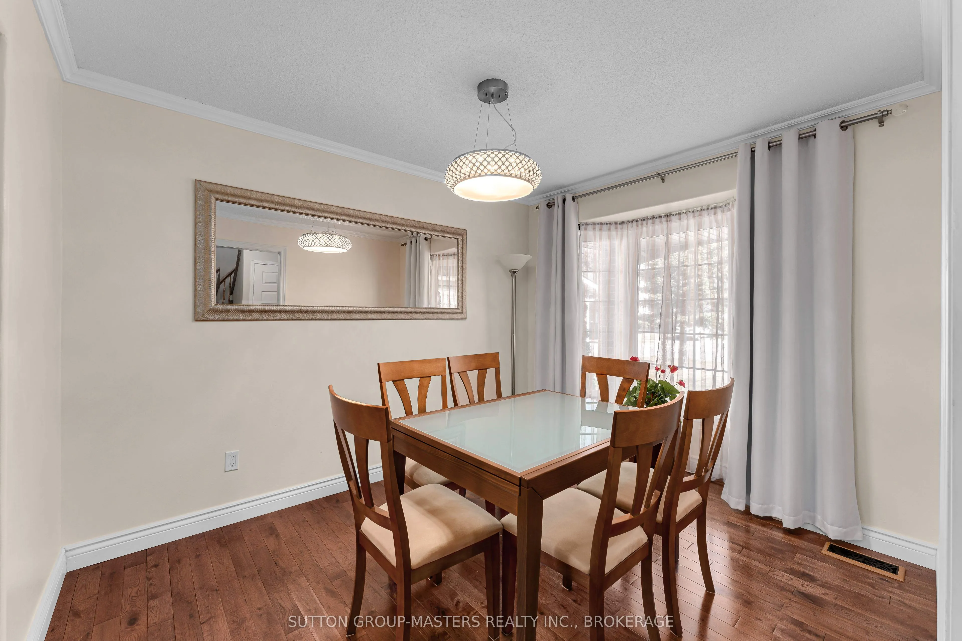 1396 Thornwood Crescent