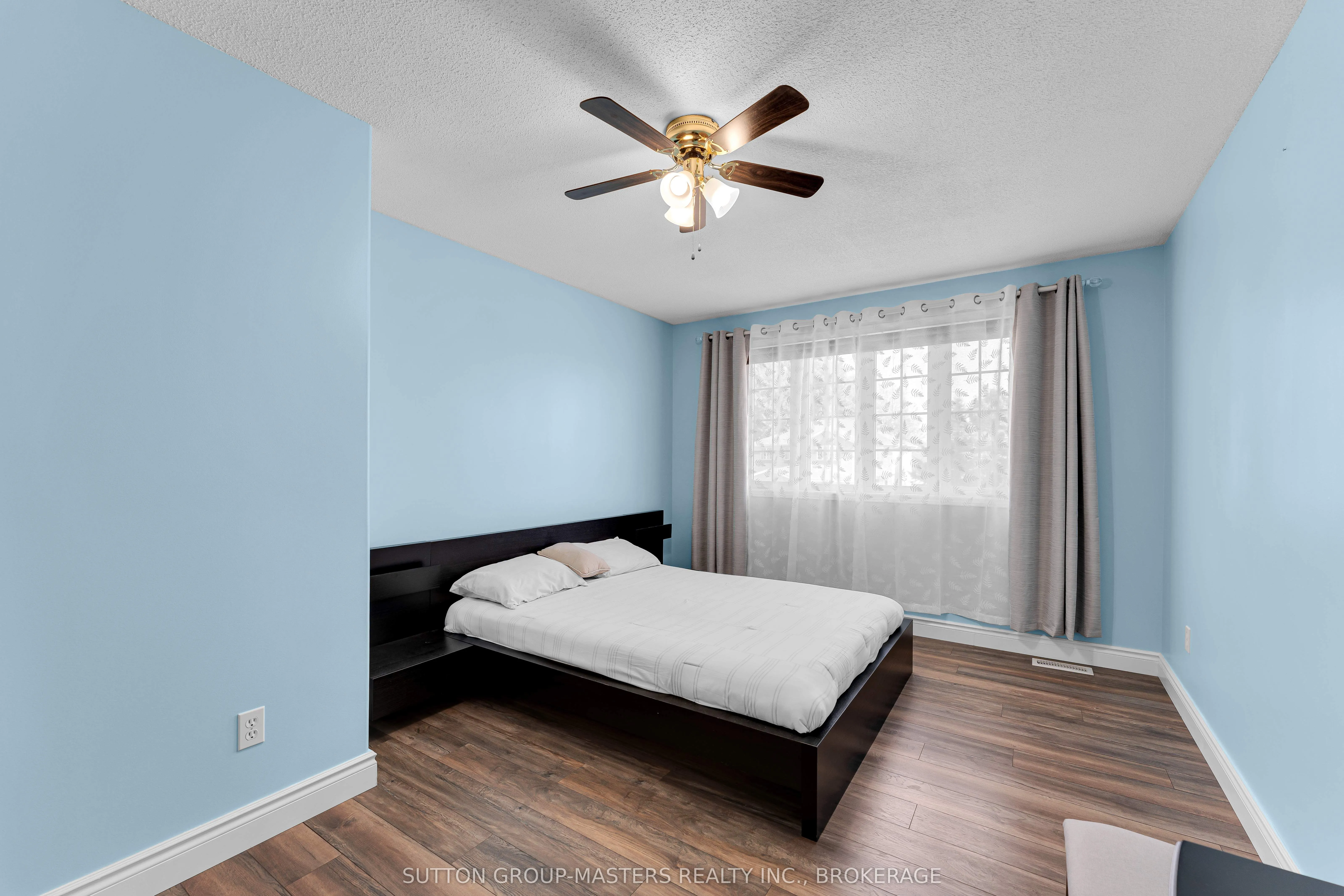 1396 Thornwood Crescent