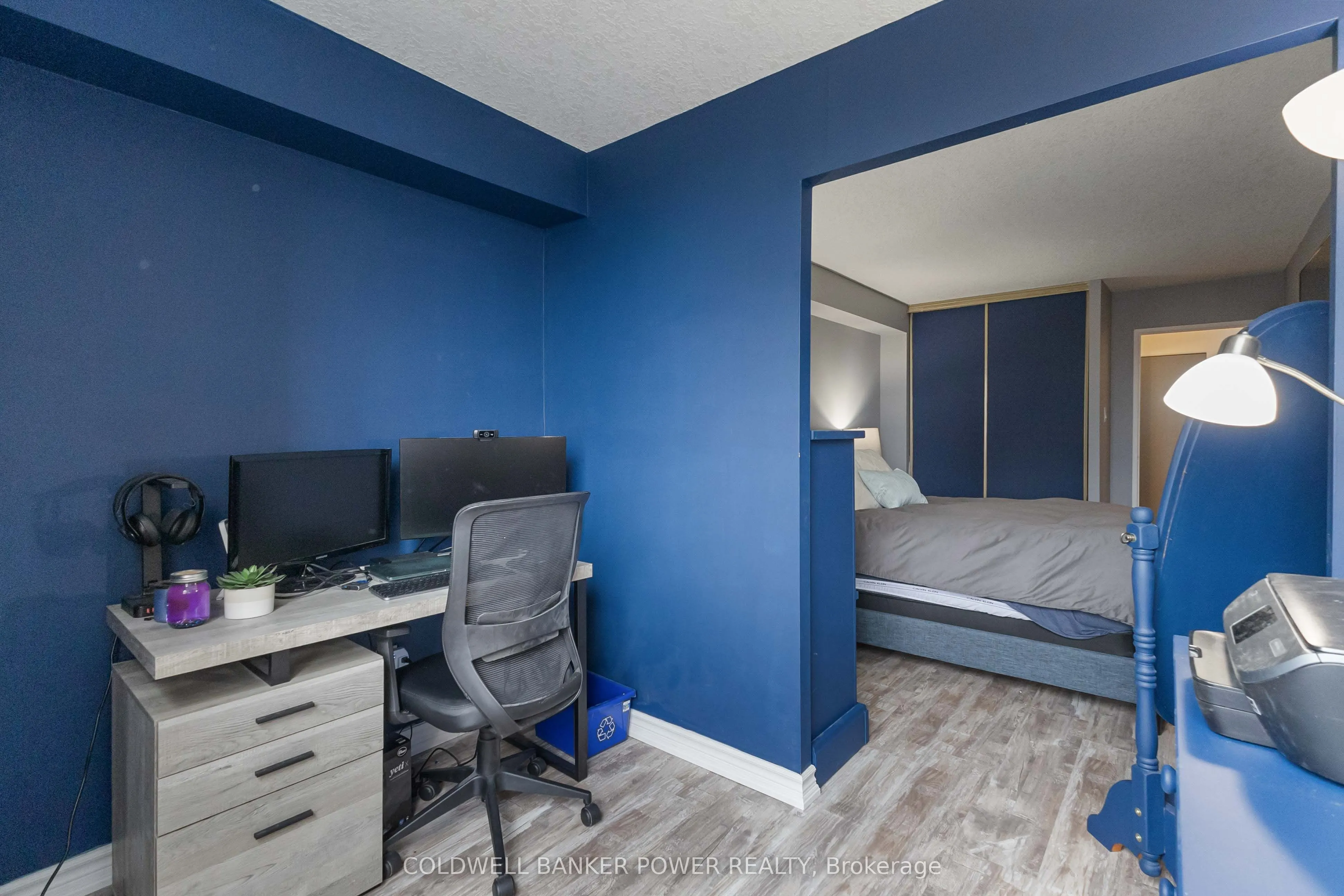 389 Dundas Street, #604