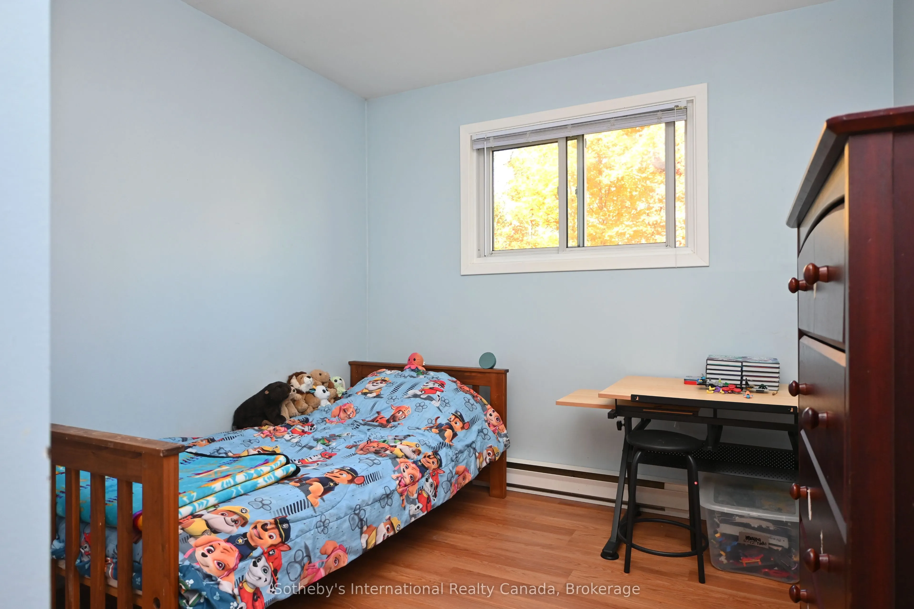 6 Pleasantview Drive