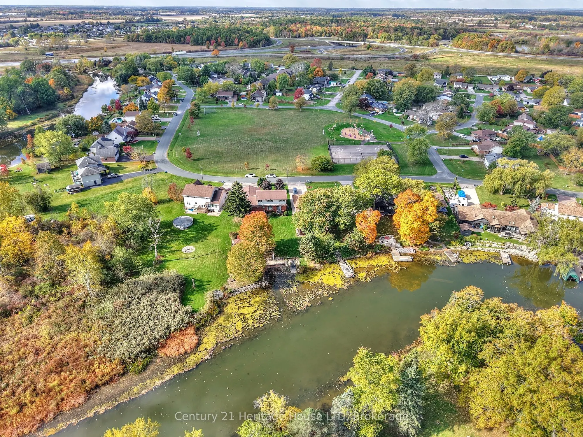 3466 River Trail