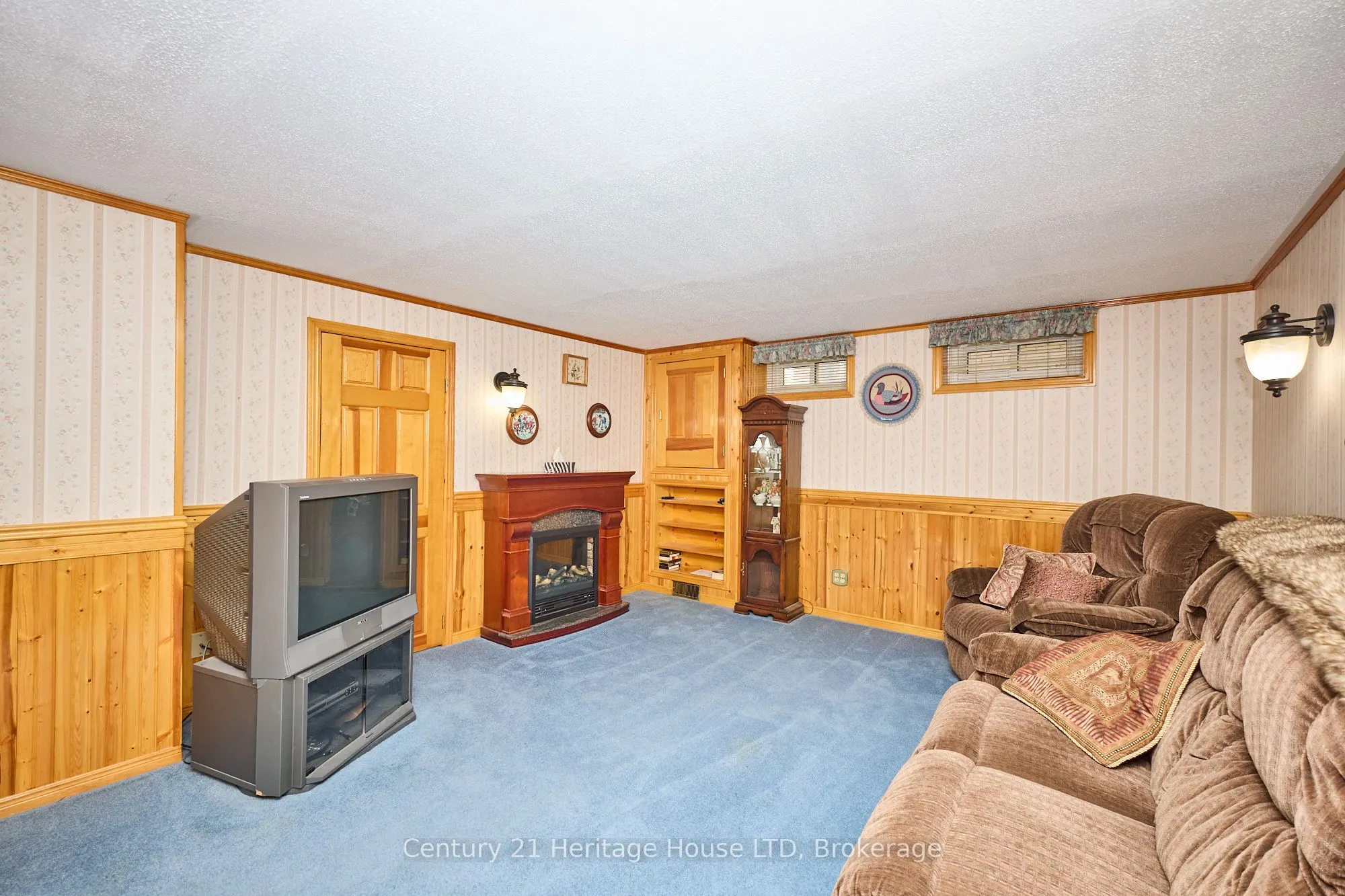 3466 River Trail