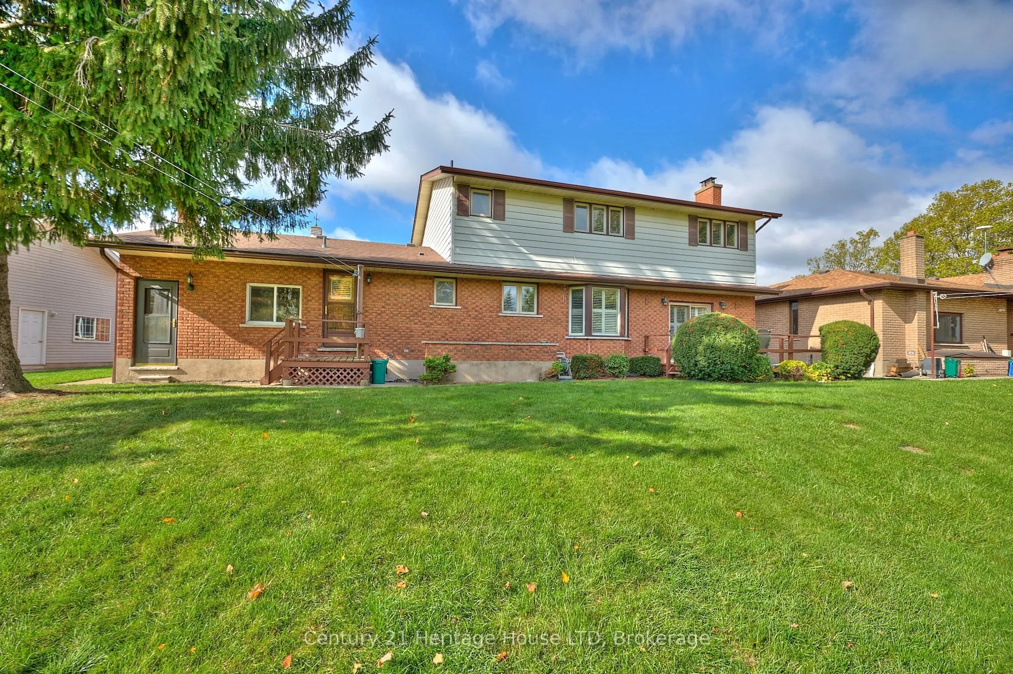 3466 River Trail
