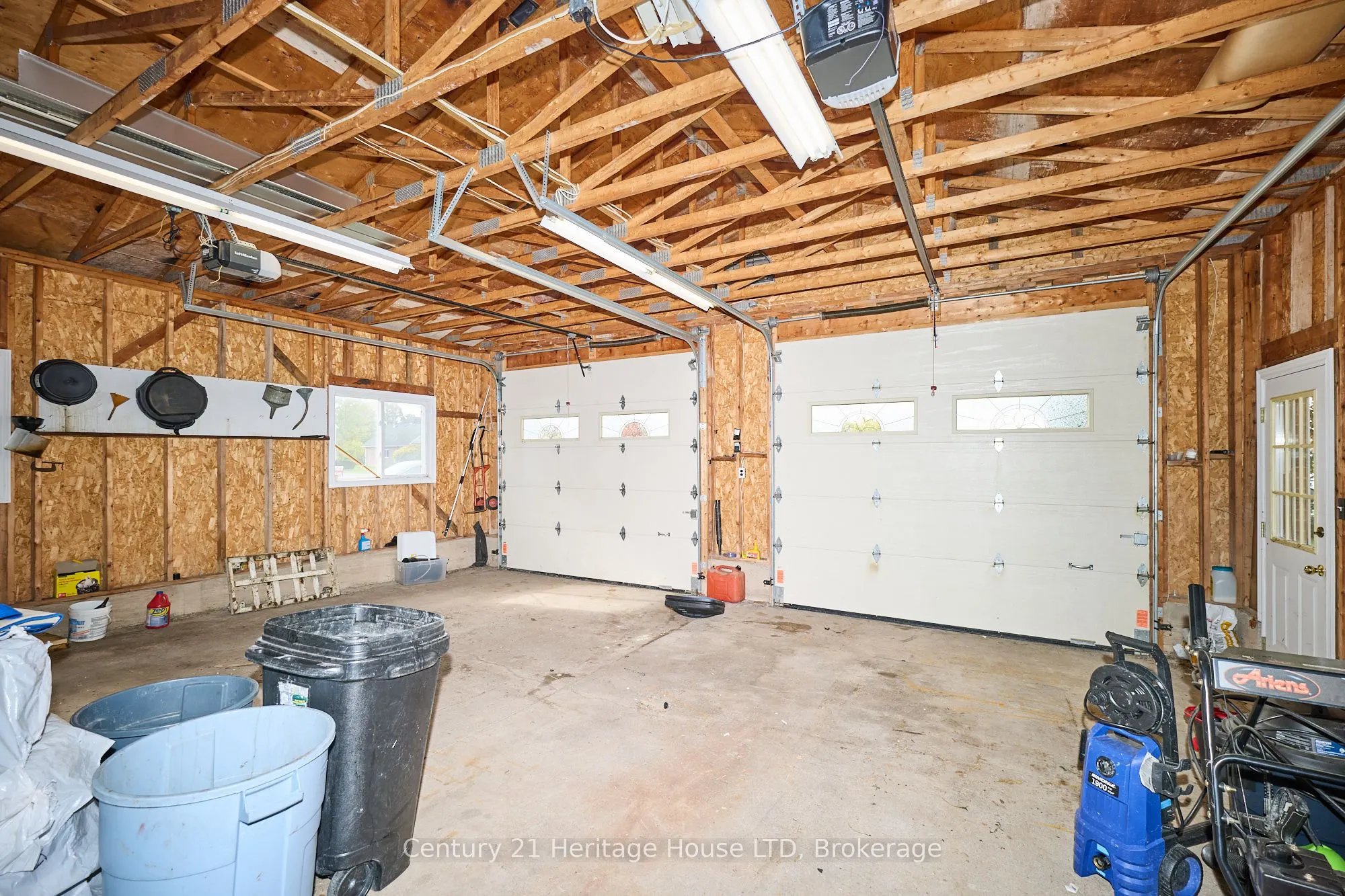 3466 River Trail