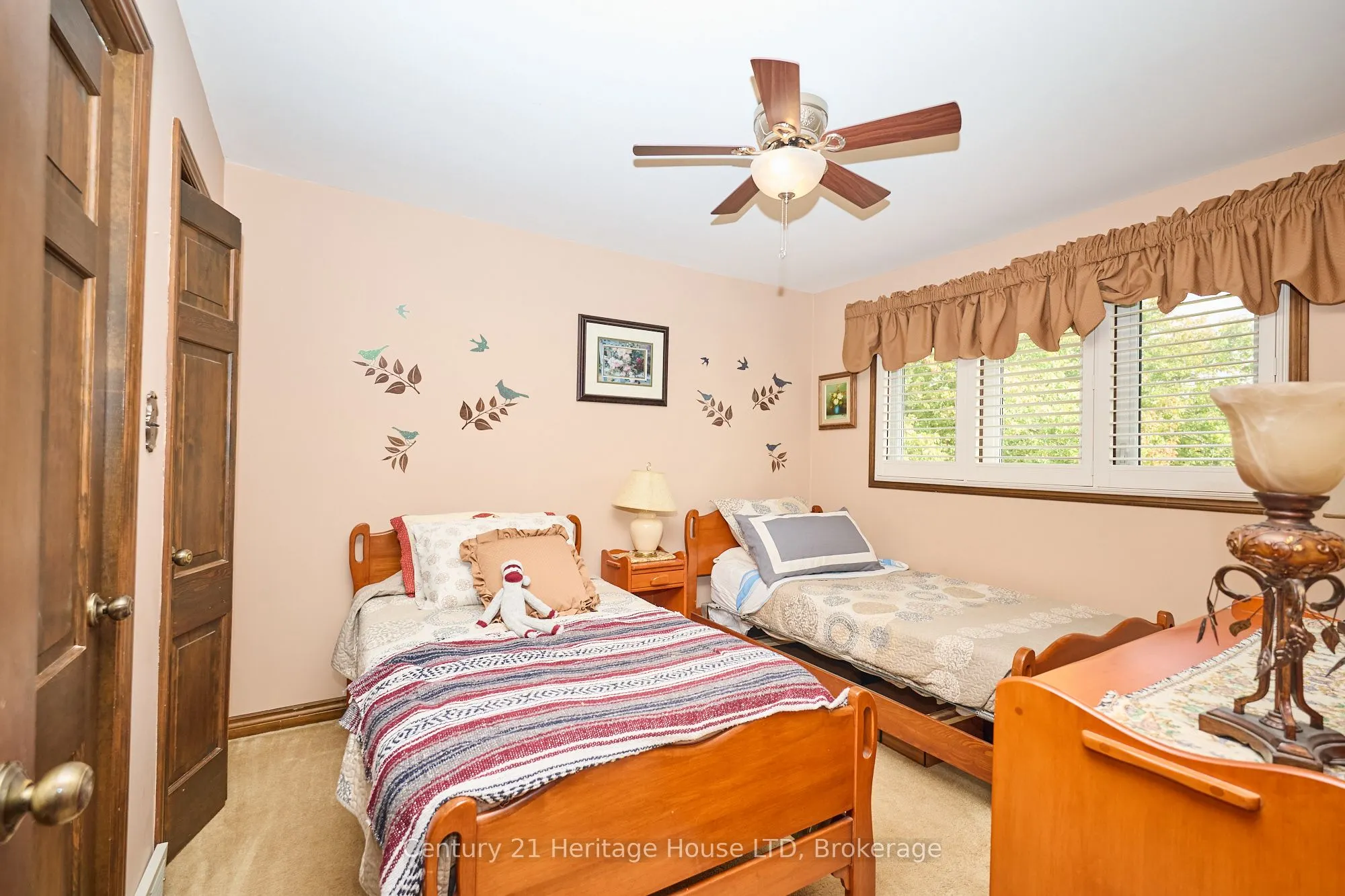 3466 River Trail