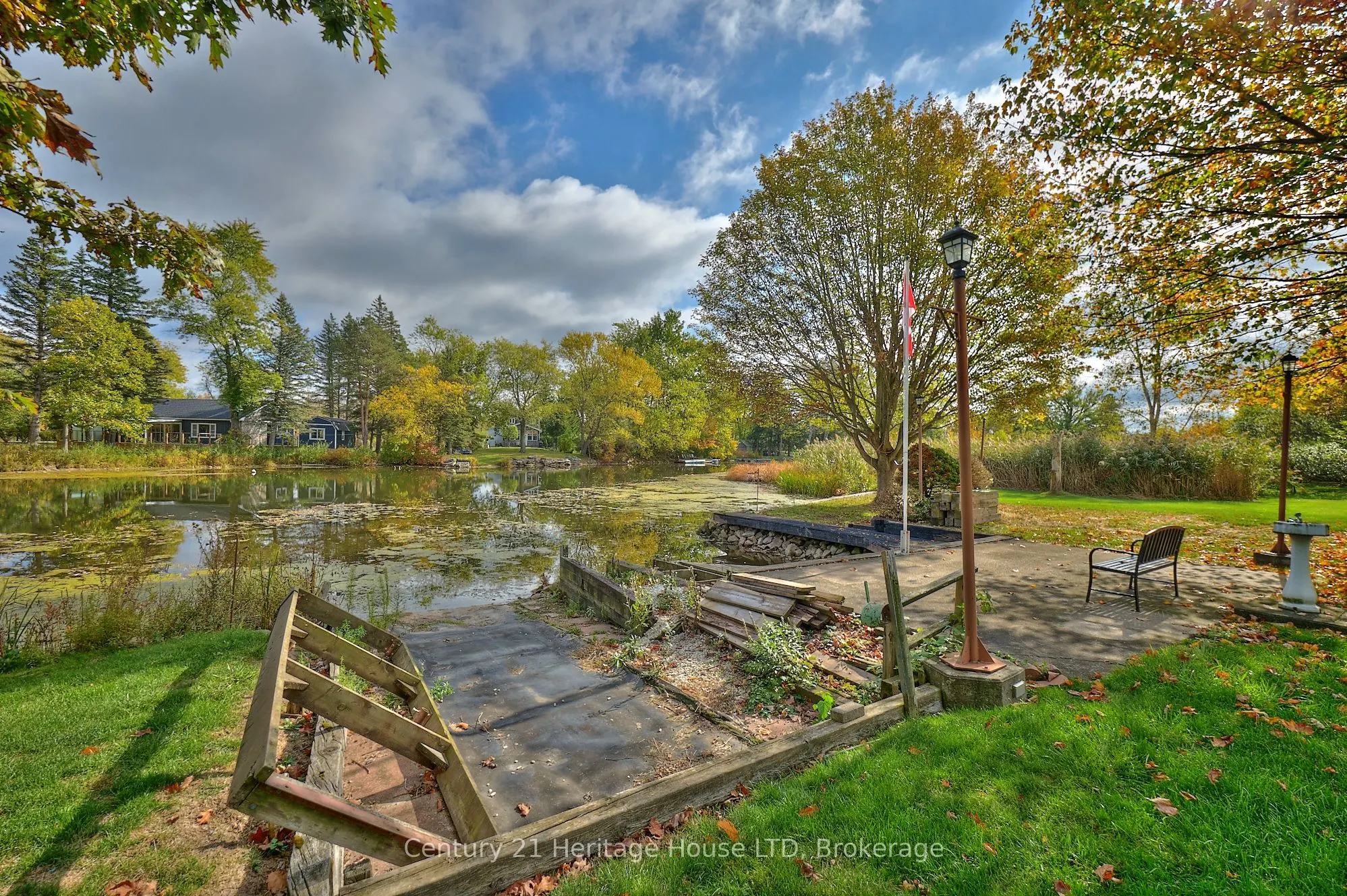 3466 River Trail