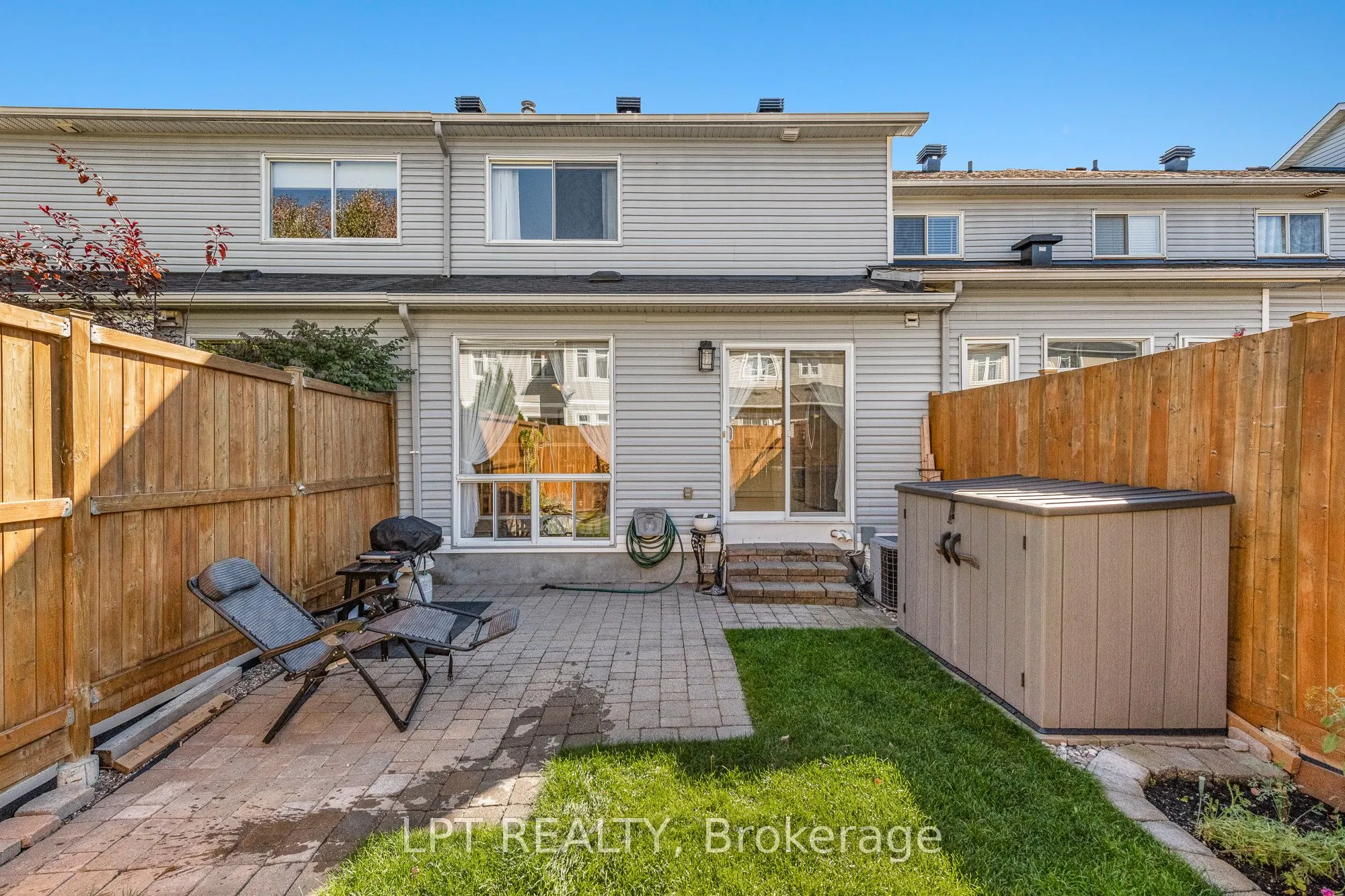 16 Calaveras Avenue