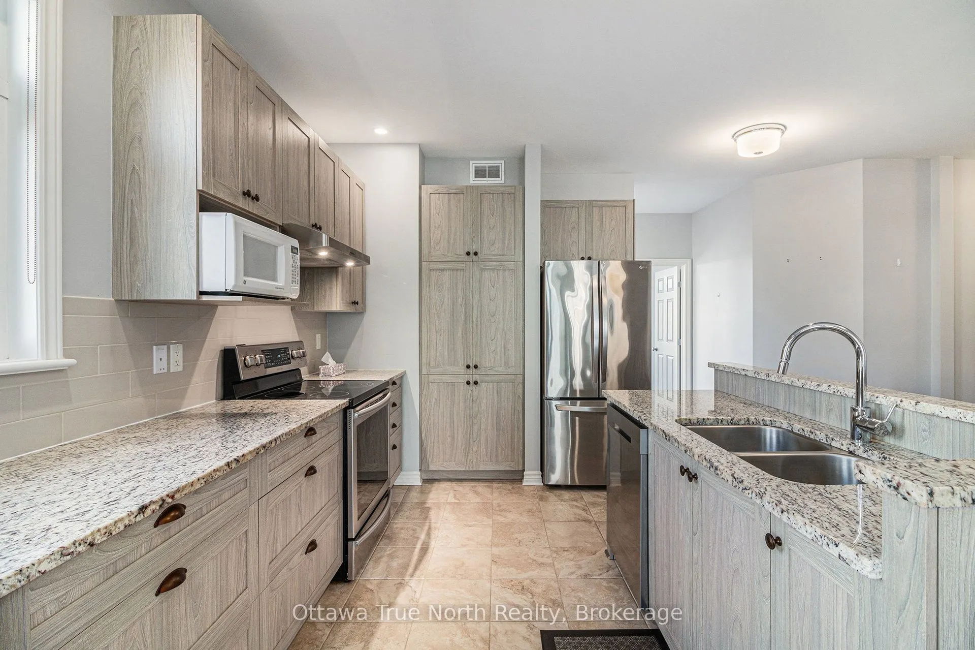 271 Brambling Way