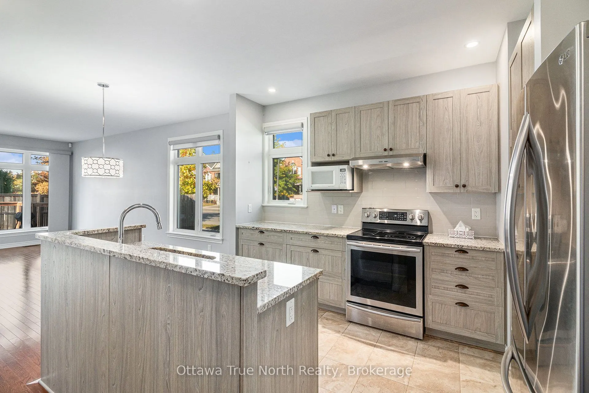 271 Brambling Way