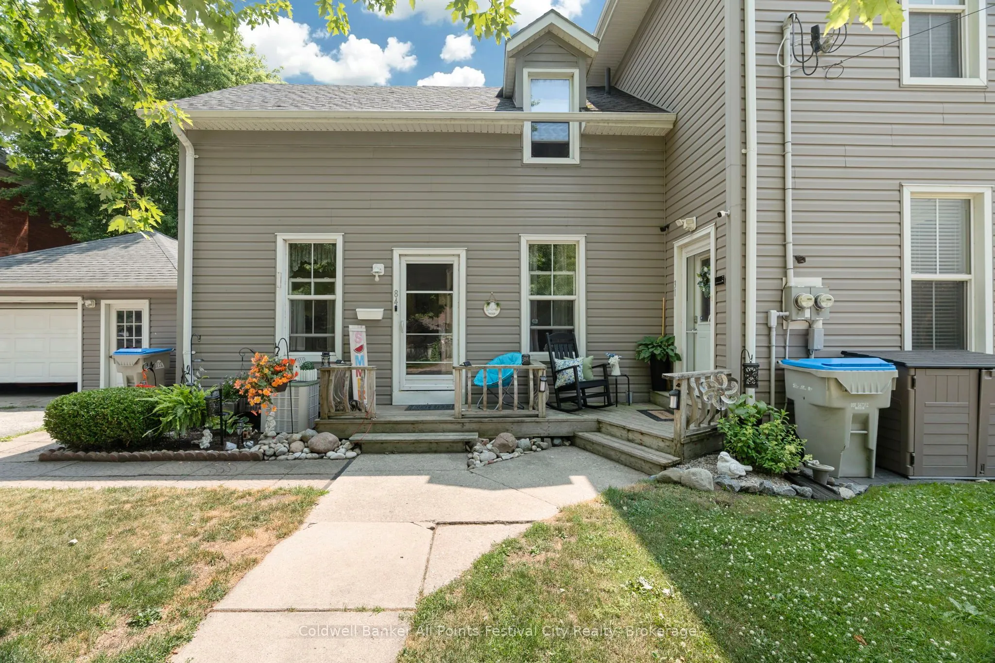 31 Victoria Street S