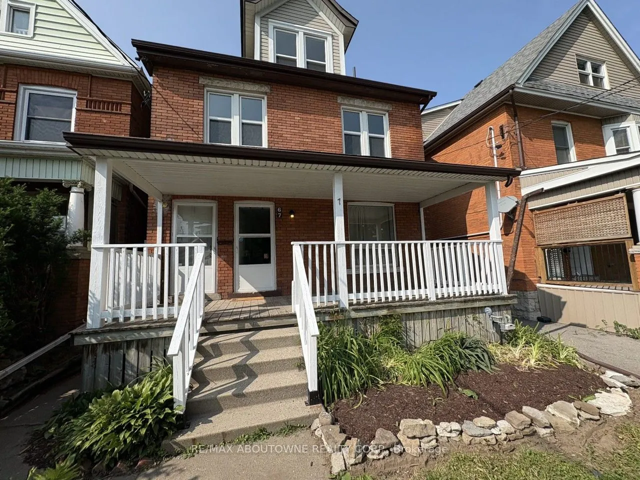 67 Aikman Avenue, #2