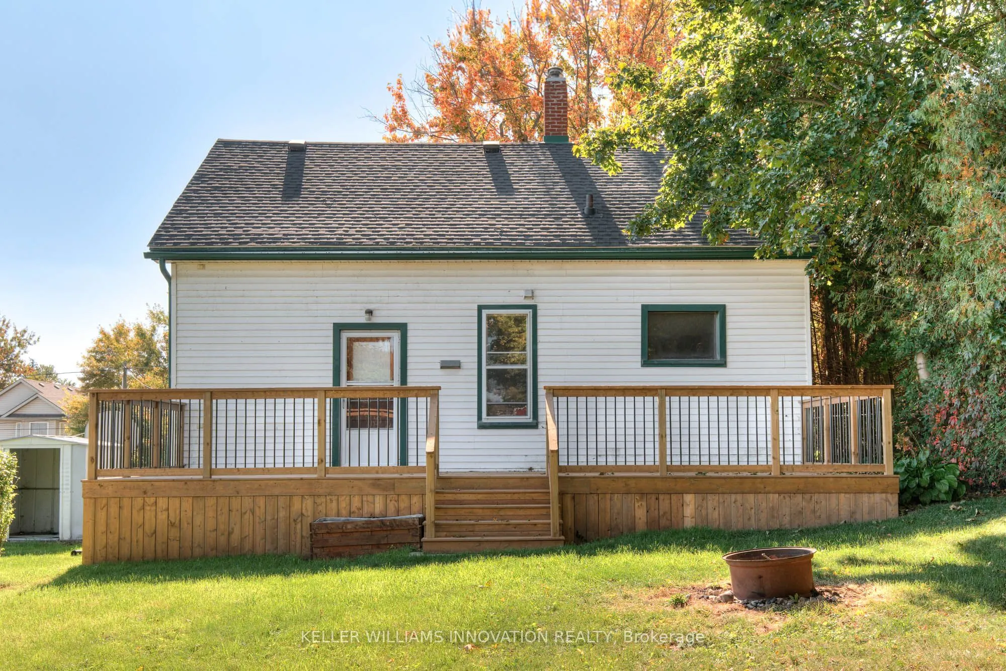 21 Huron Road