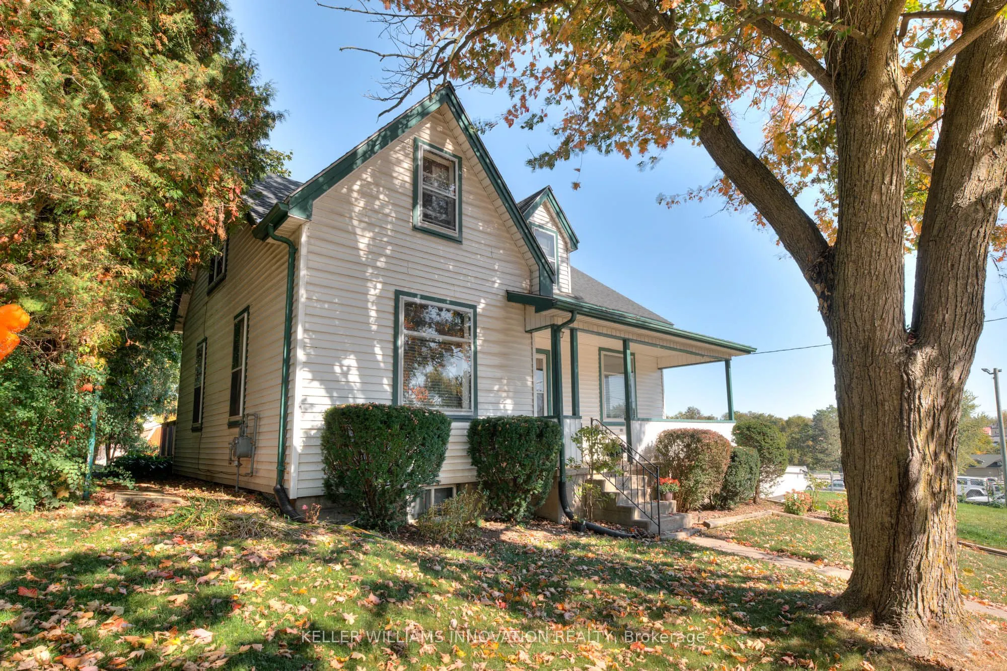 21 Huron Road