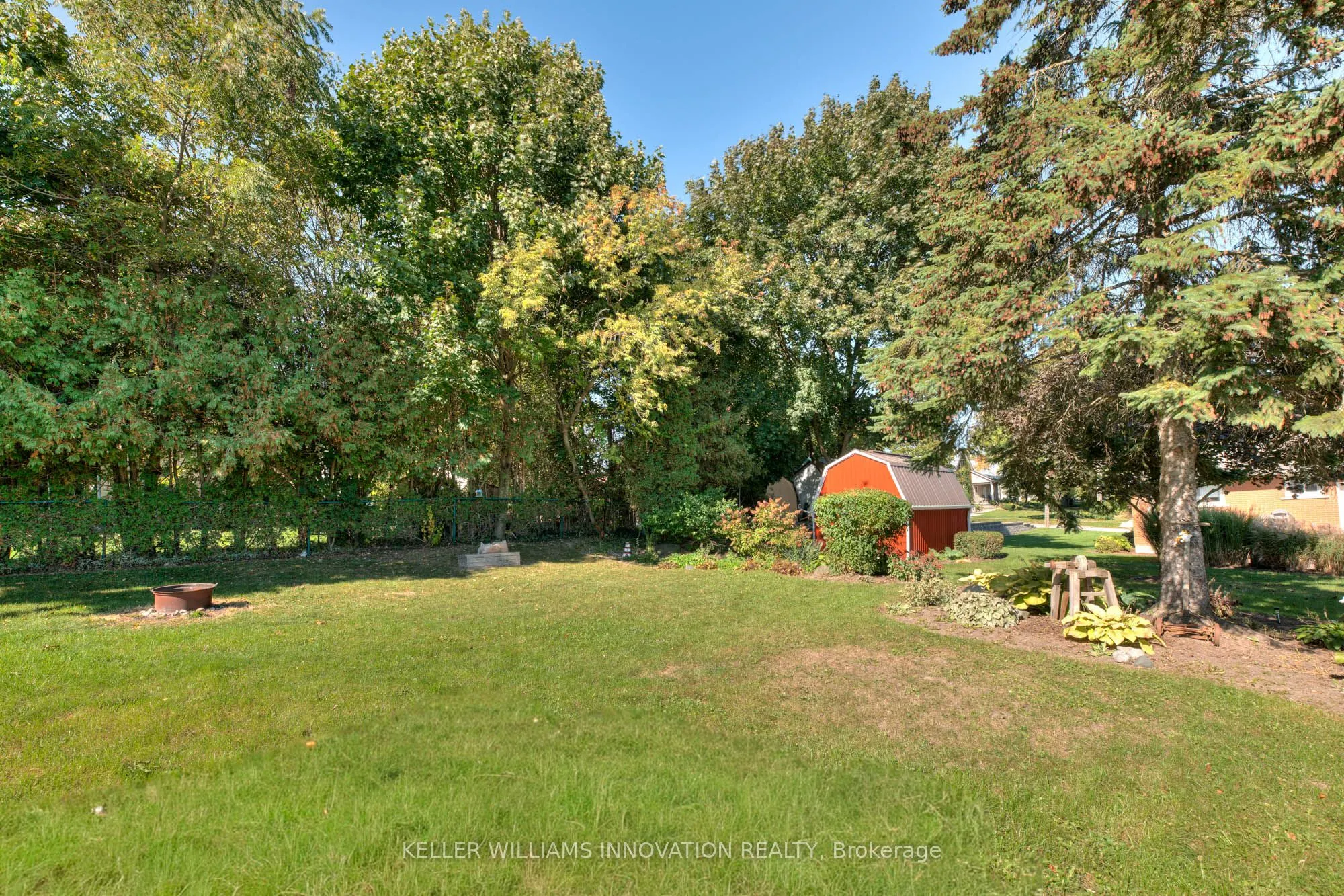 21 Huron Road