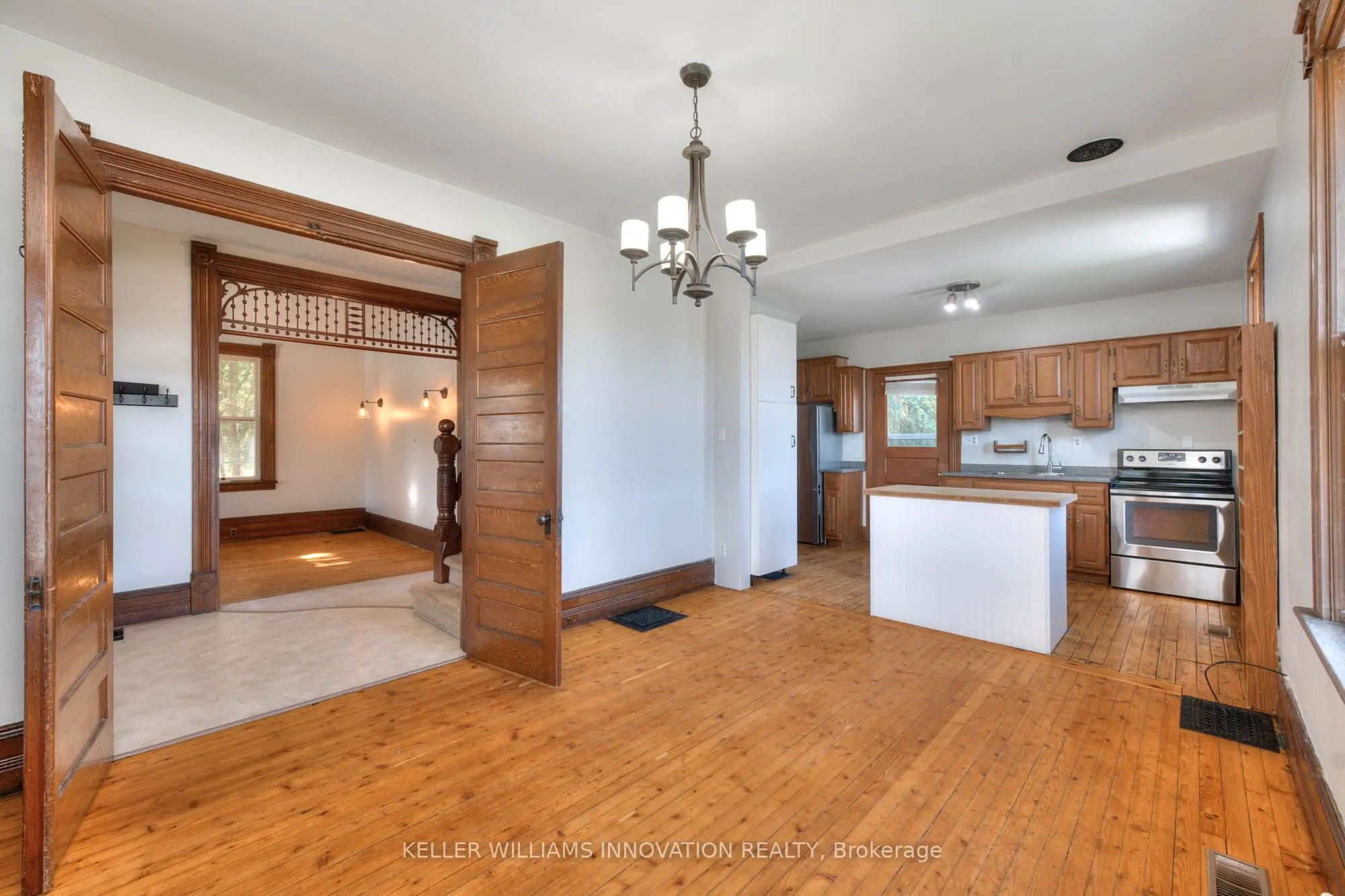 21 Huron Road