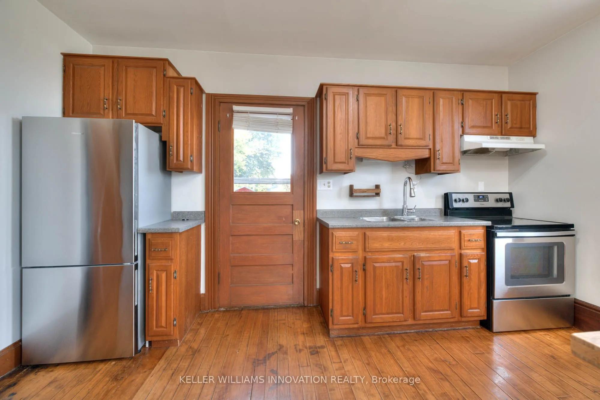 21 Huron Road