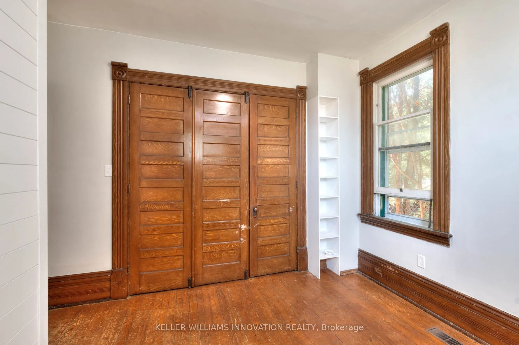 21 Huron Road